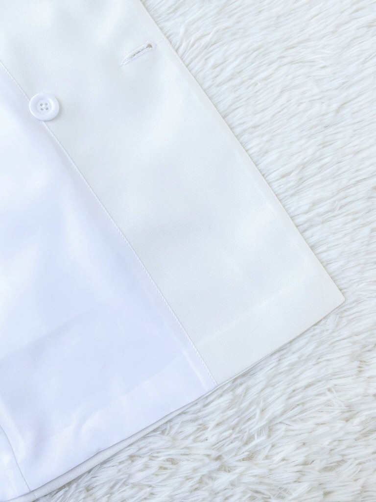 Blazer Paris trắng SALE