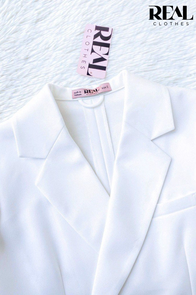 Blazer Paris trắng SALE