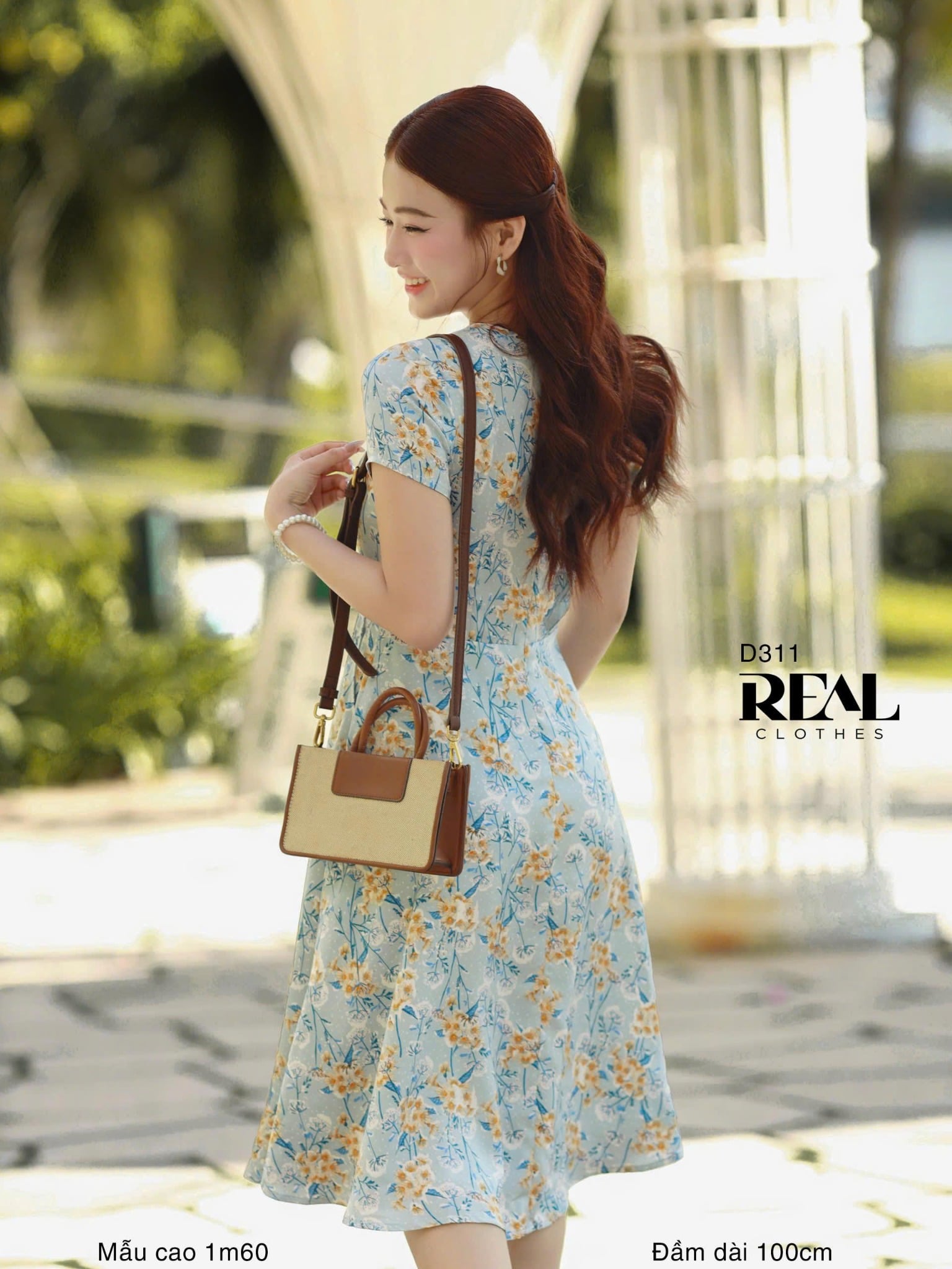 Đầm cổ tròn cách điệu blue SALE