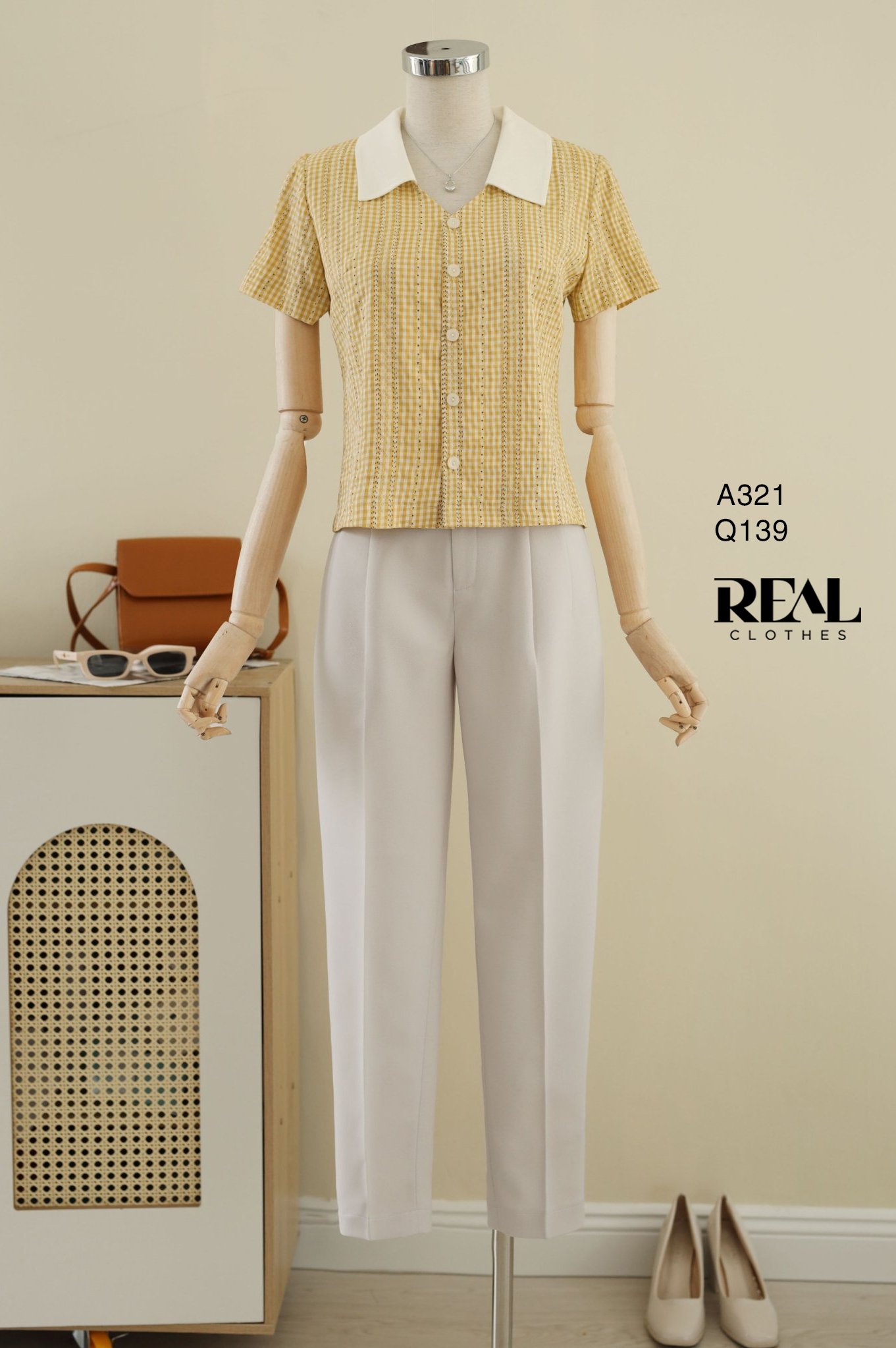 Áo Cherry vàng SALE