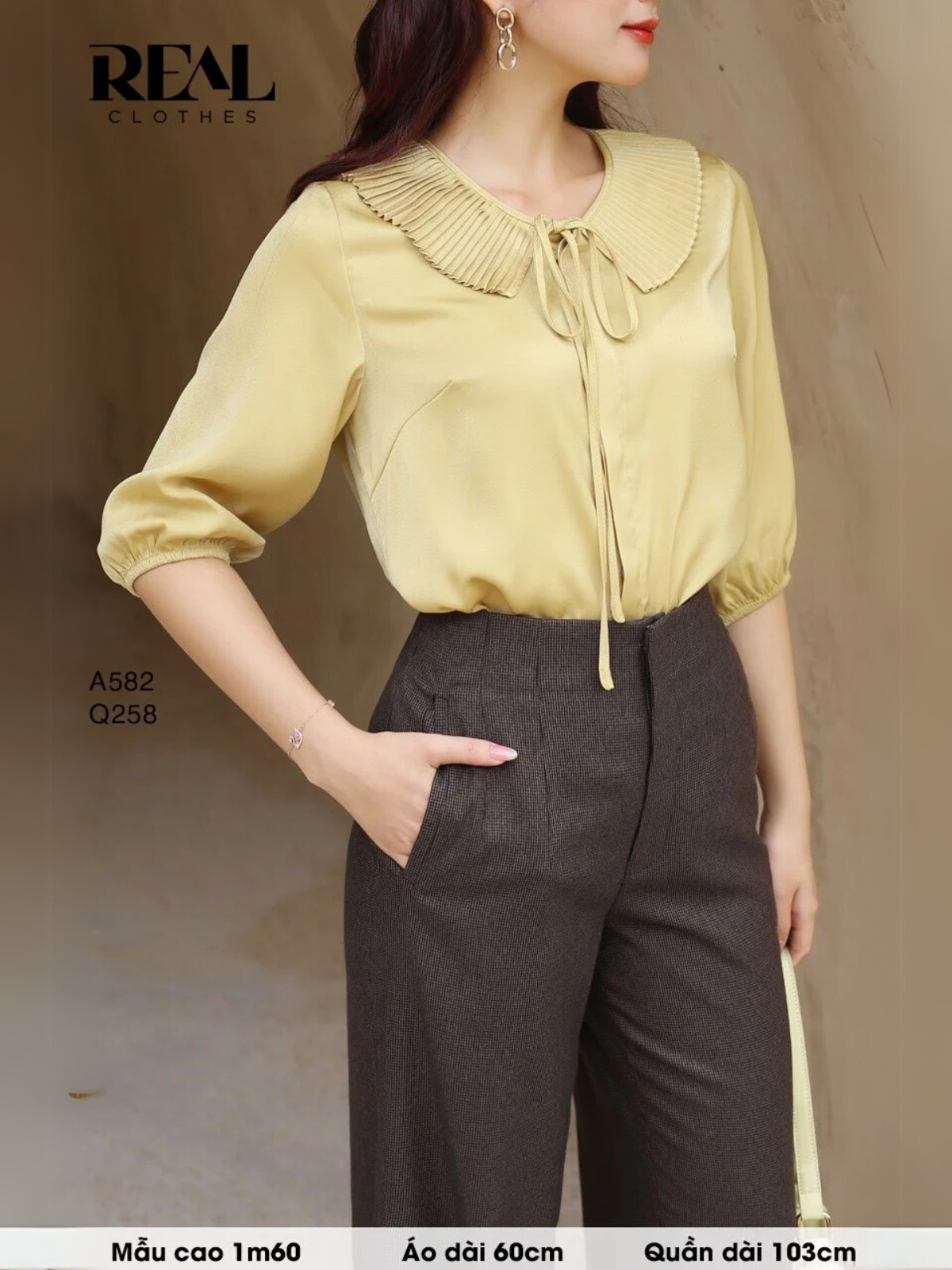 Áo cổ xếp vàng FINAL SALE - size XS