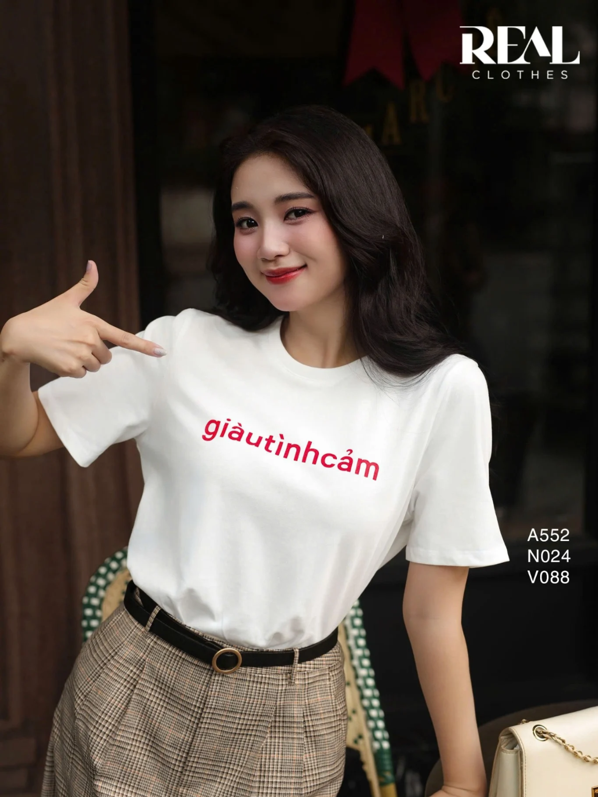  Áo thun cotton GIÀU TÌNH CẢM trắng SALE 