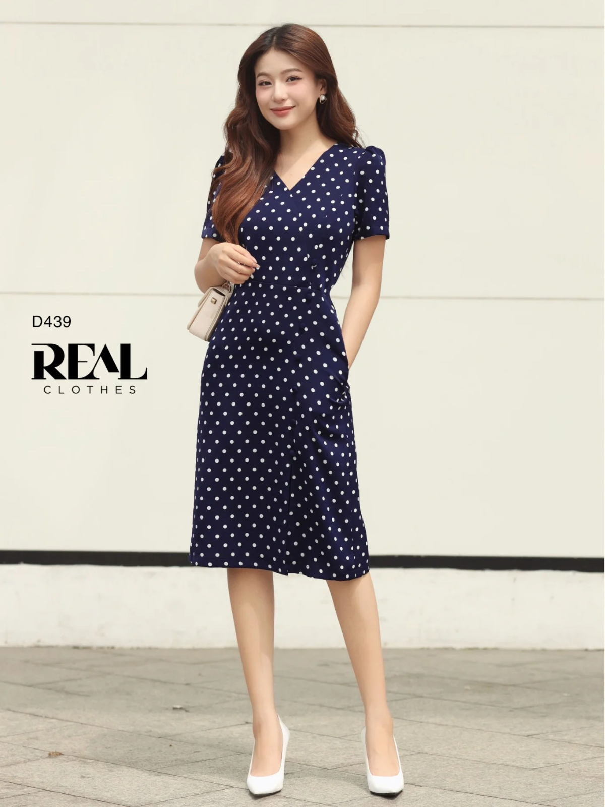  Đầm chéo chấm bi xanh SALE - size XS 