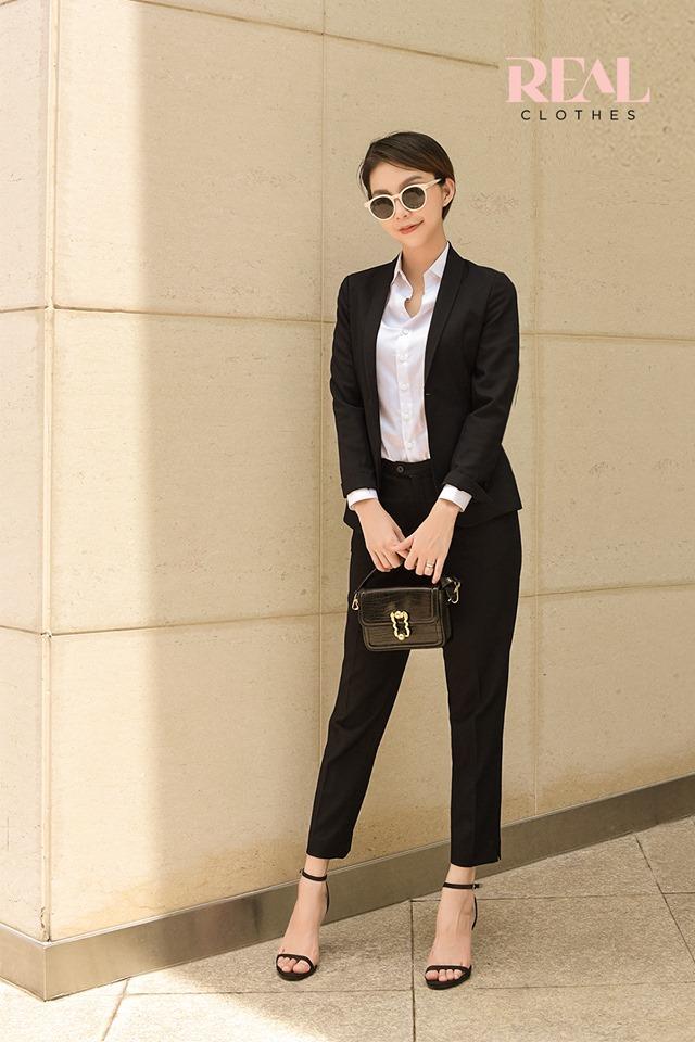 Blazer dài tay dài đen