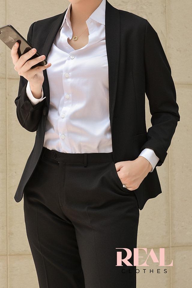 Blazer dài tay dài đen