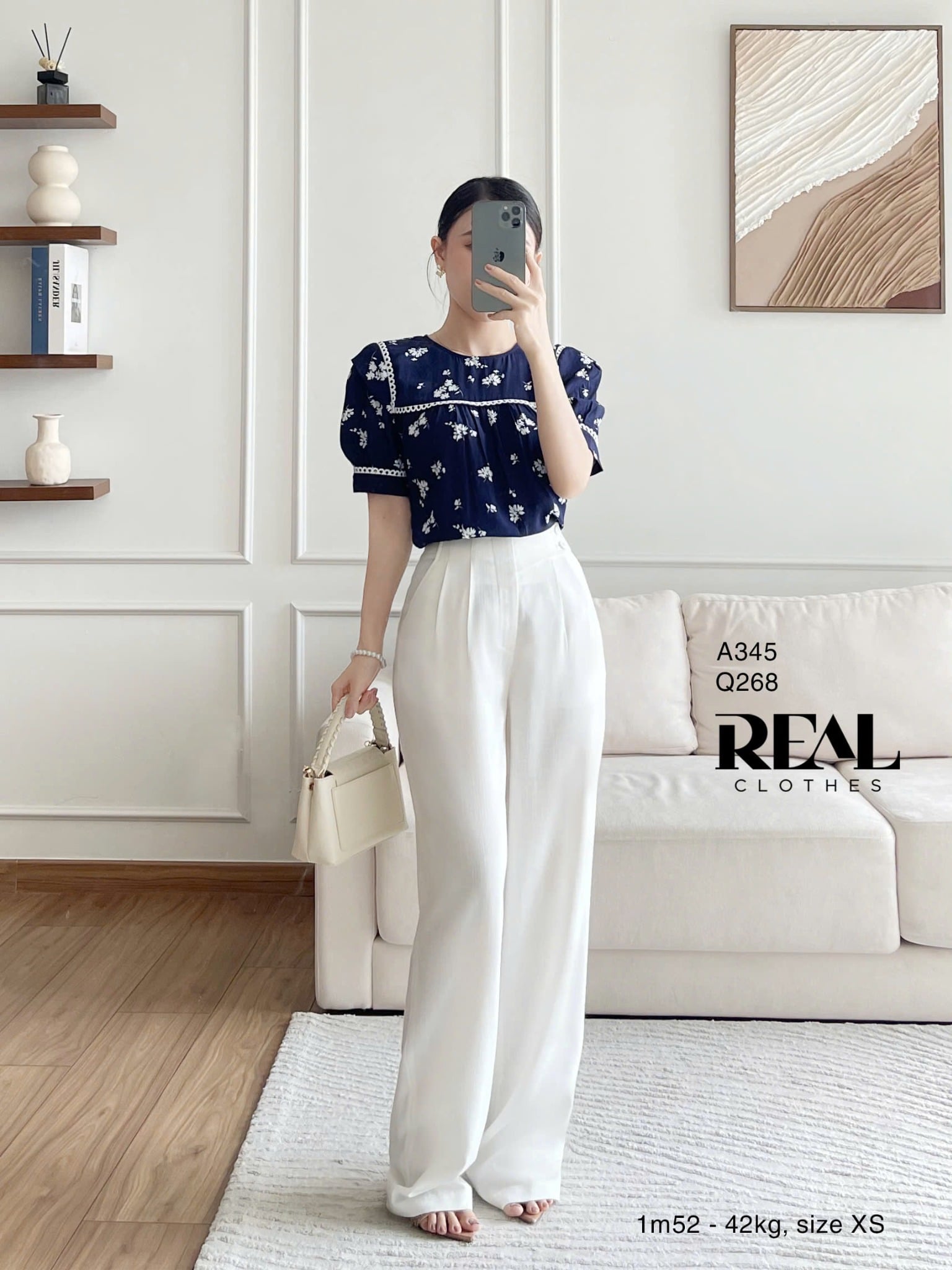 Áo cổ vuông hoa xanh