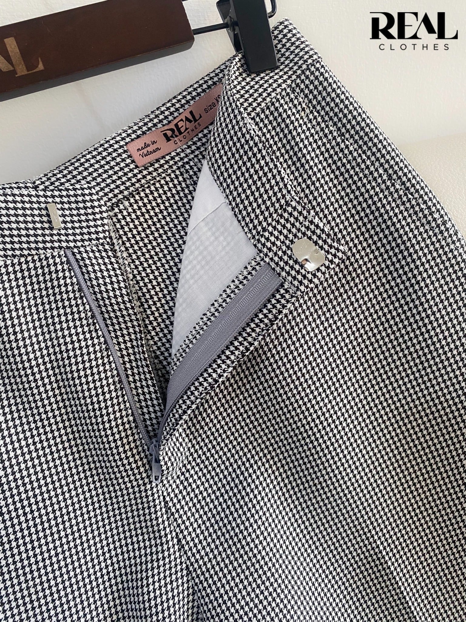 Quần suông Paris zigzag đen