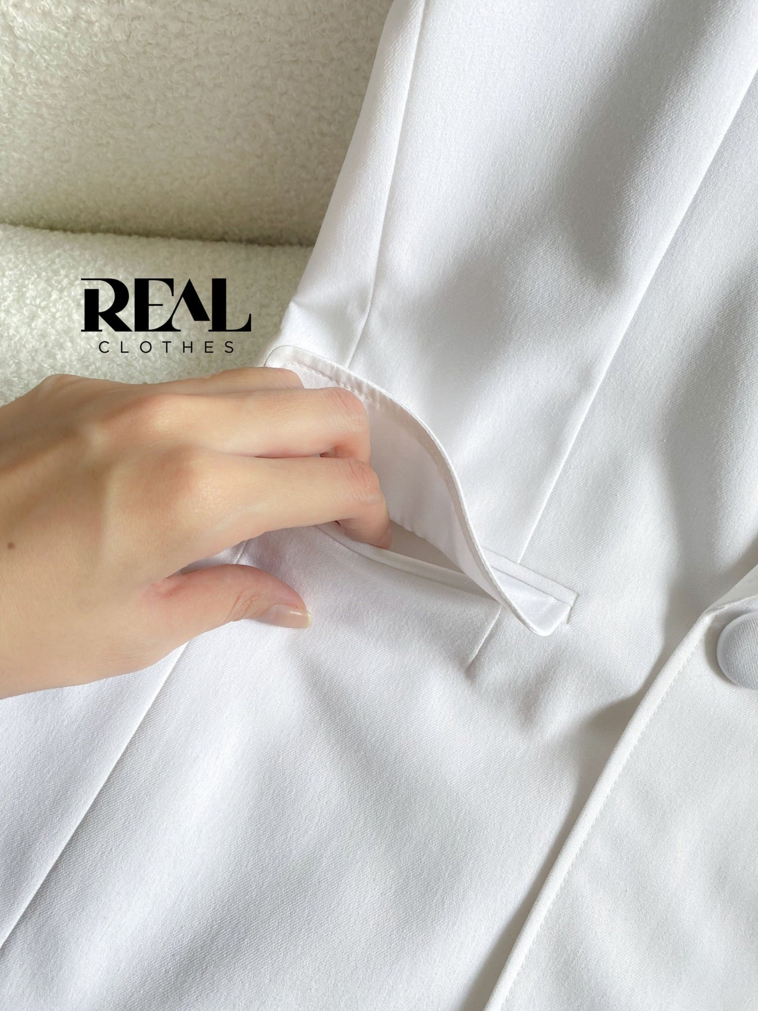 Blazer Ghile trắng 2 lớp SALE