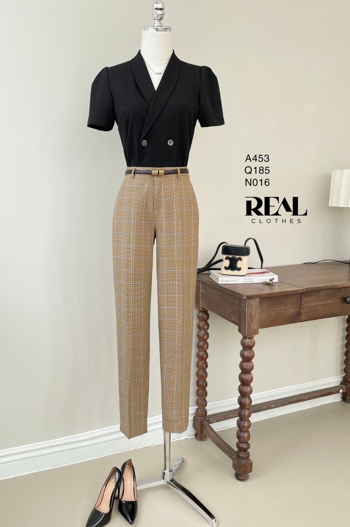 Quần ống đứng caro nâu SALE