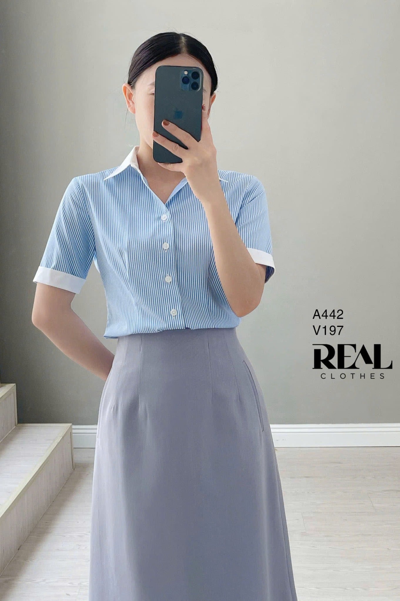 Sơ mi phối cổ sọc xanh tay đủ SALE - size S