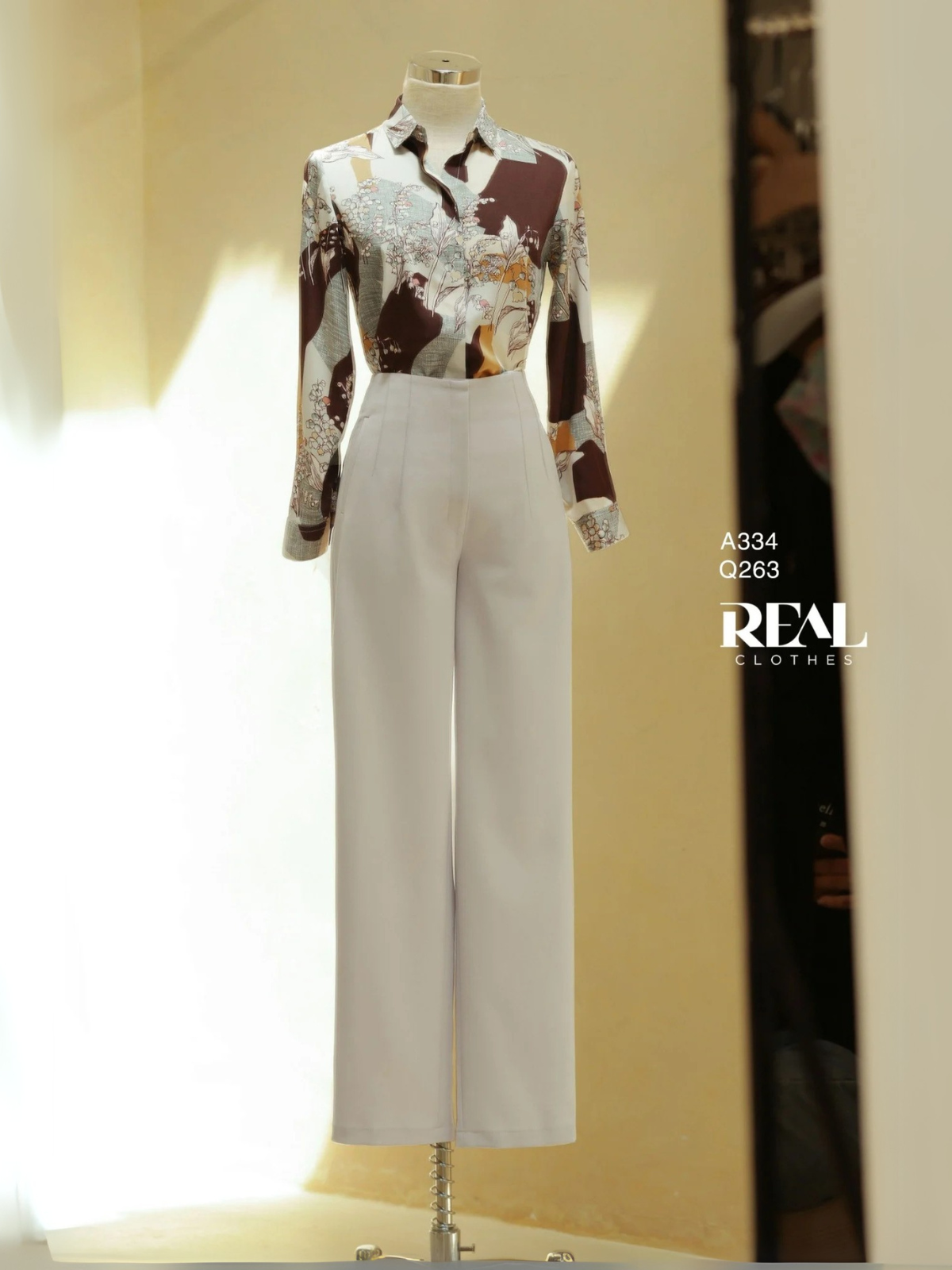 Quần suông Tokyo kem