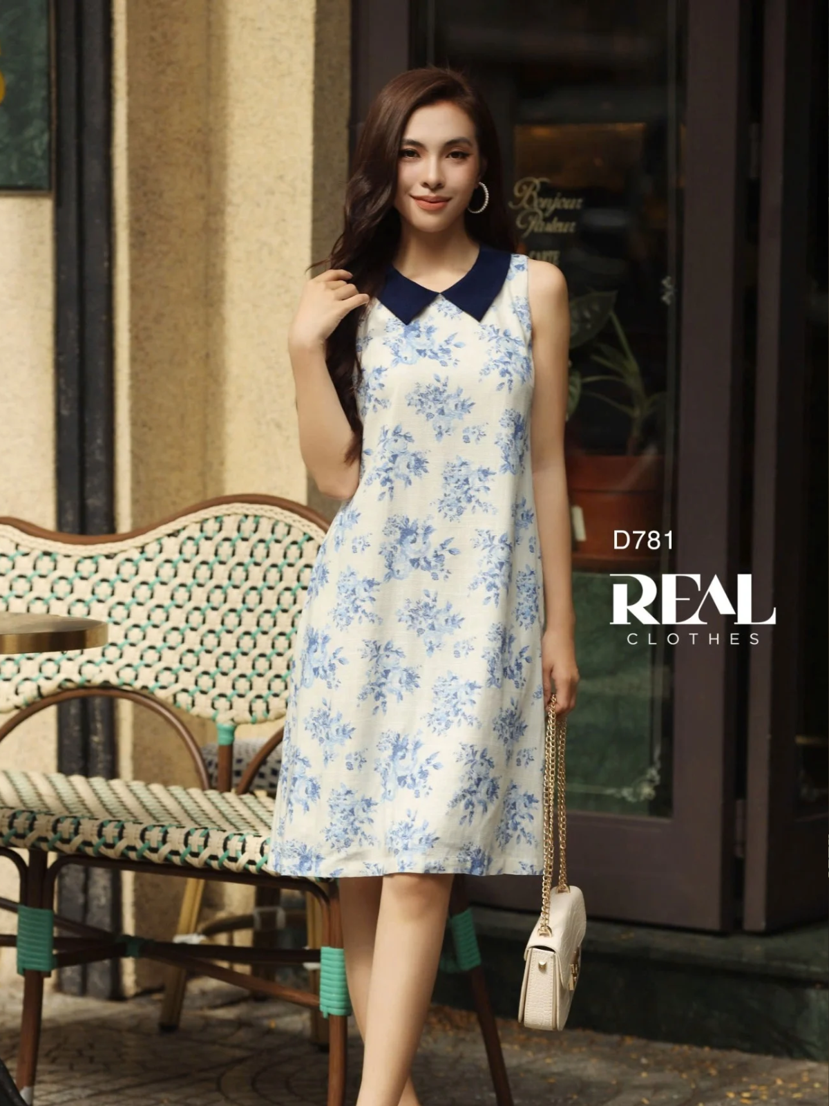 Đầm suông hoa xanh cổ lá sen SALE