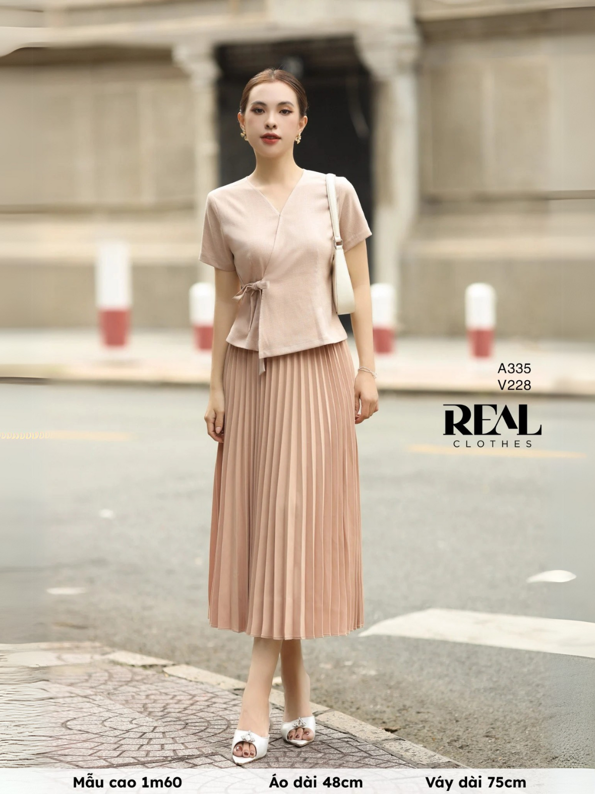  Váy pleated nude 75cm FINAL SALE 