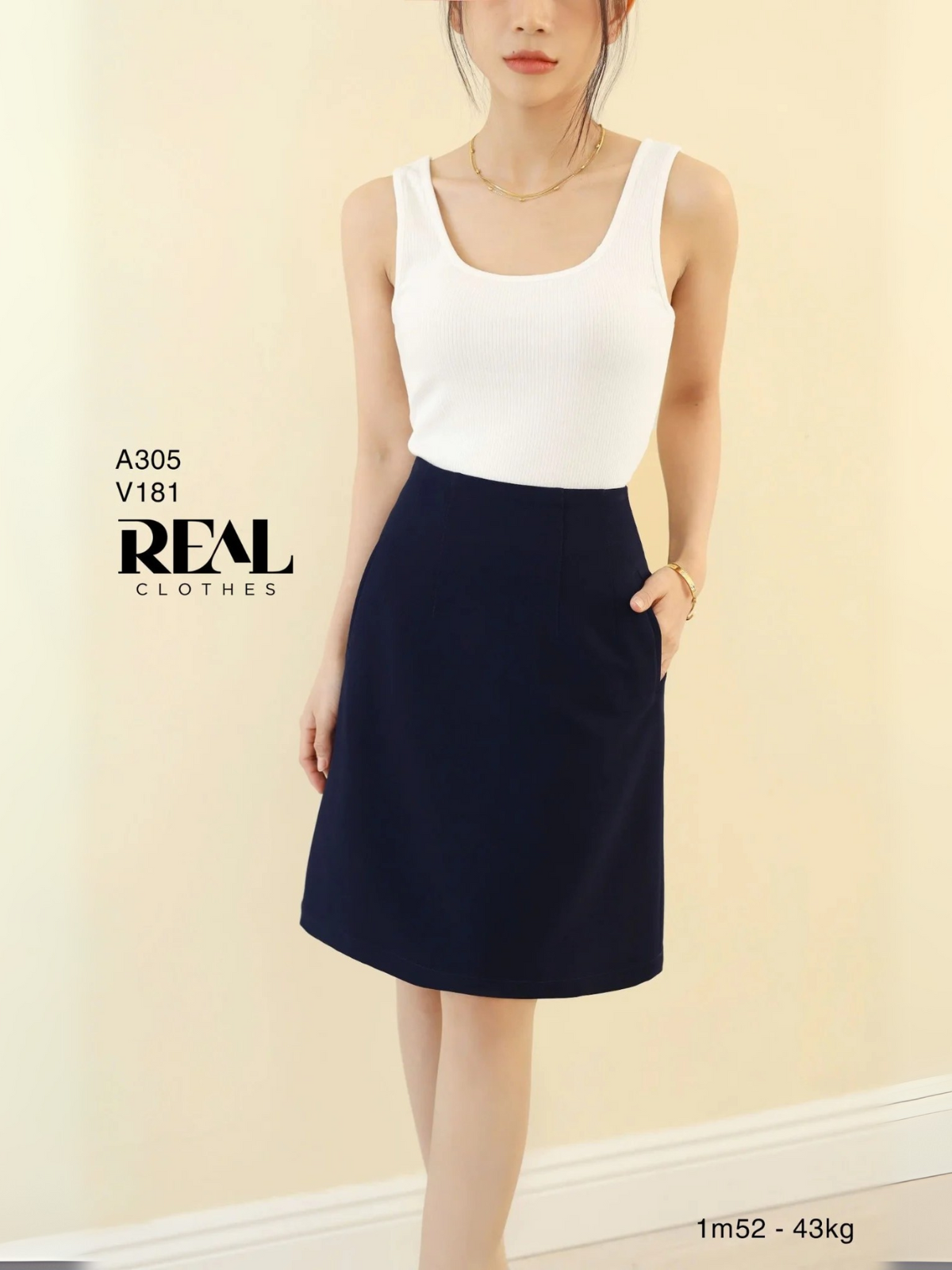 Áo tank top cổ U trắng SALE