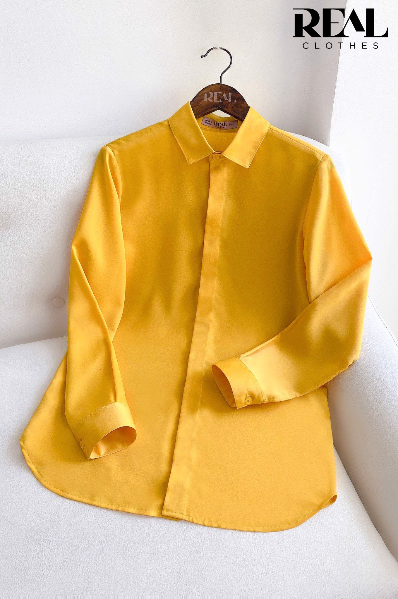 Sơ mi cổ mềm vàng nắng