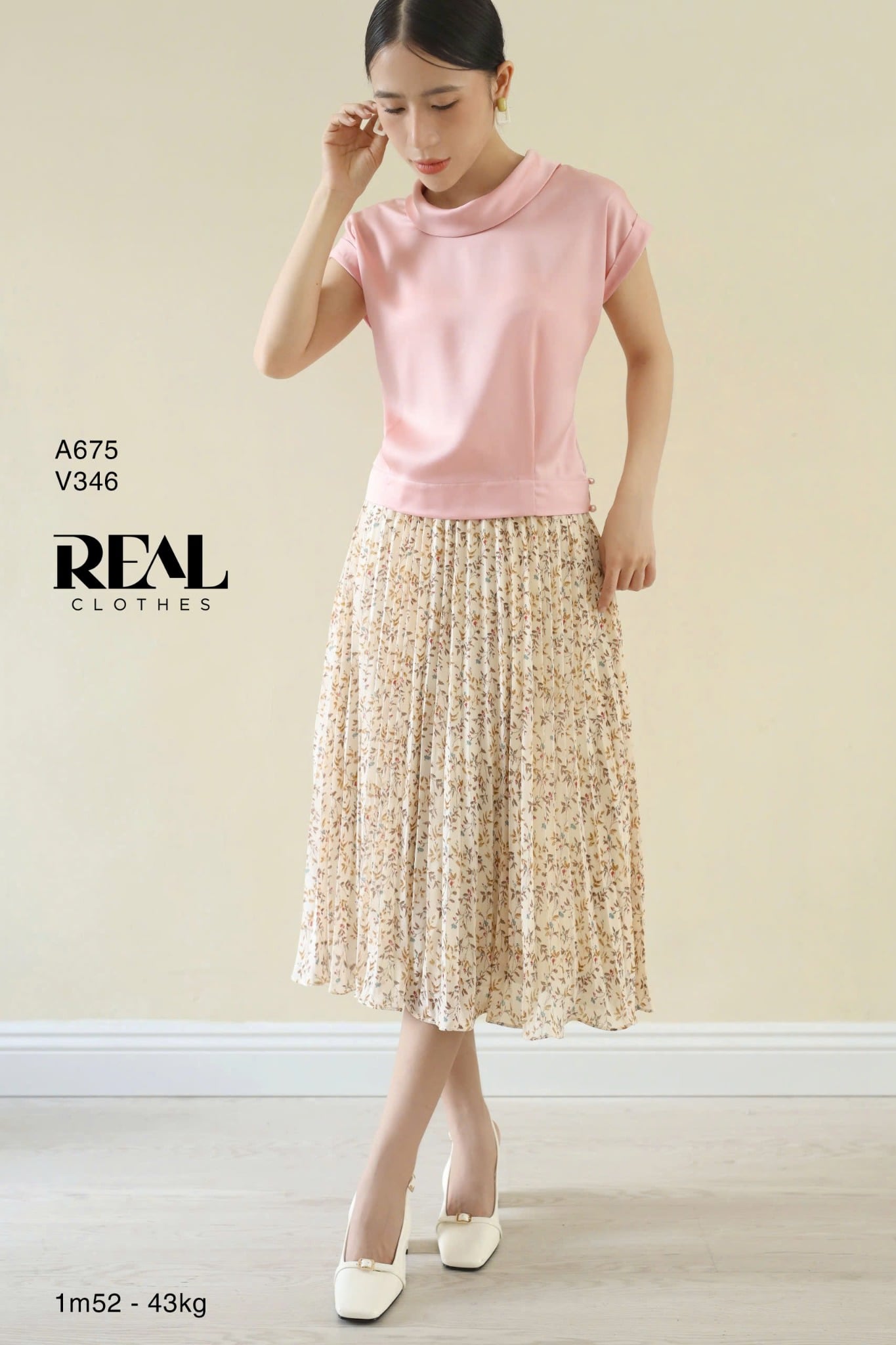 Váy rẻ quạt hoa kem FINAL SALE - size S