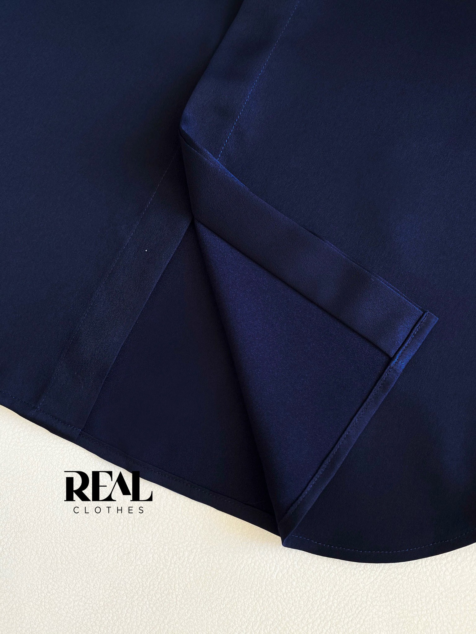 Sơ mi cổ mềm xanh đen