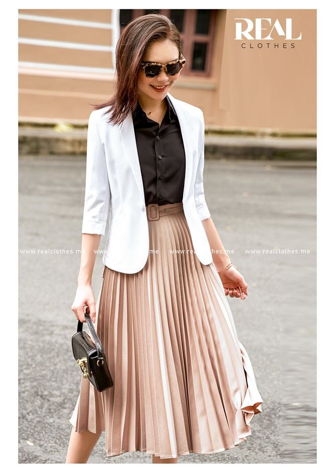 Váy rẻ quạt nude (kèm belt) FINAL SALE