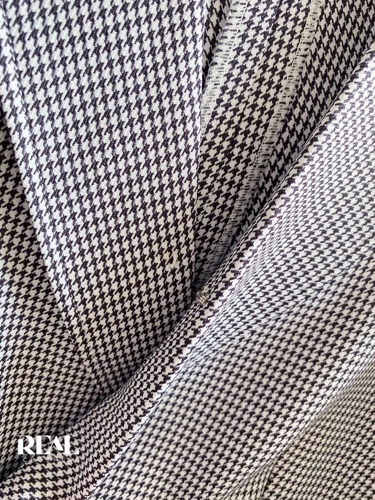 Blazer Lisa zigzag đen SALE