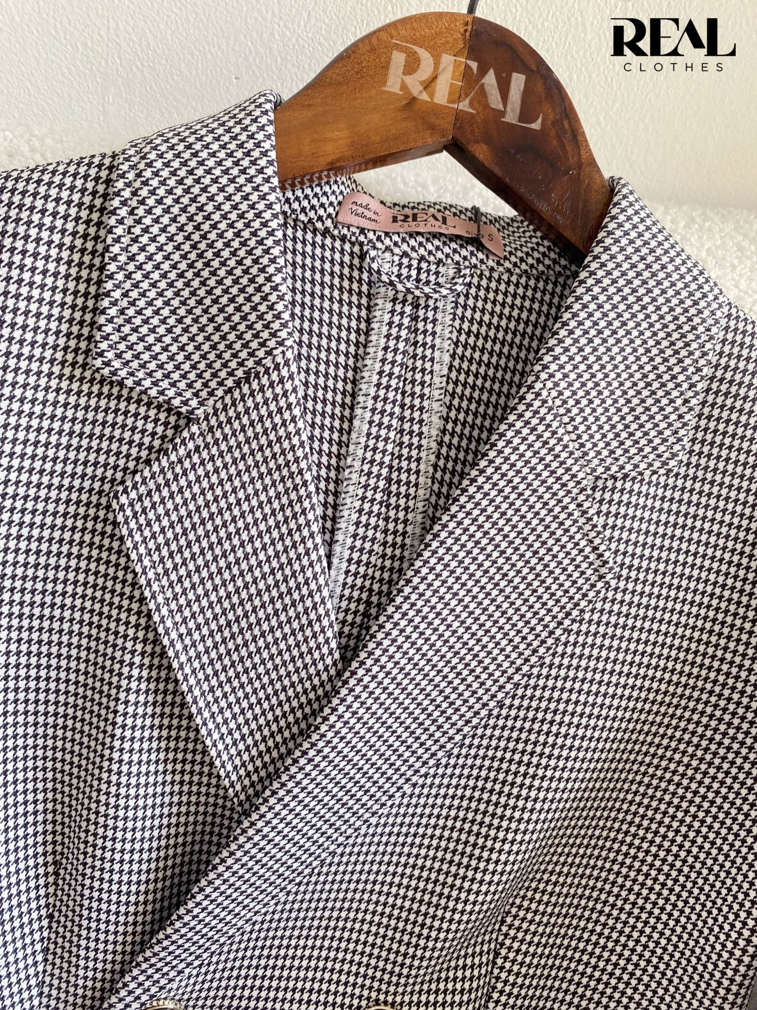 Blazer Lisa zigzag đen SALE