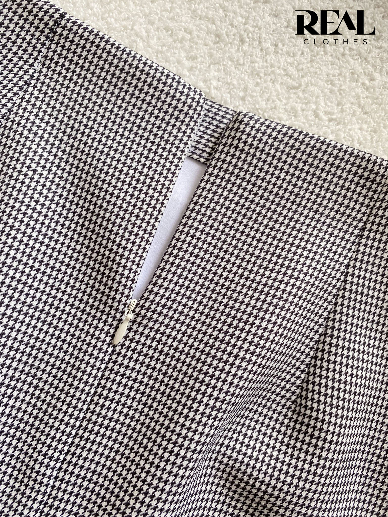 Váy Japan zigzag đen