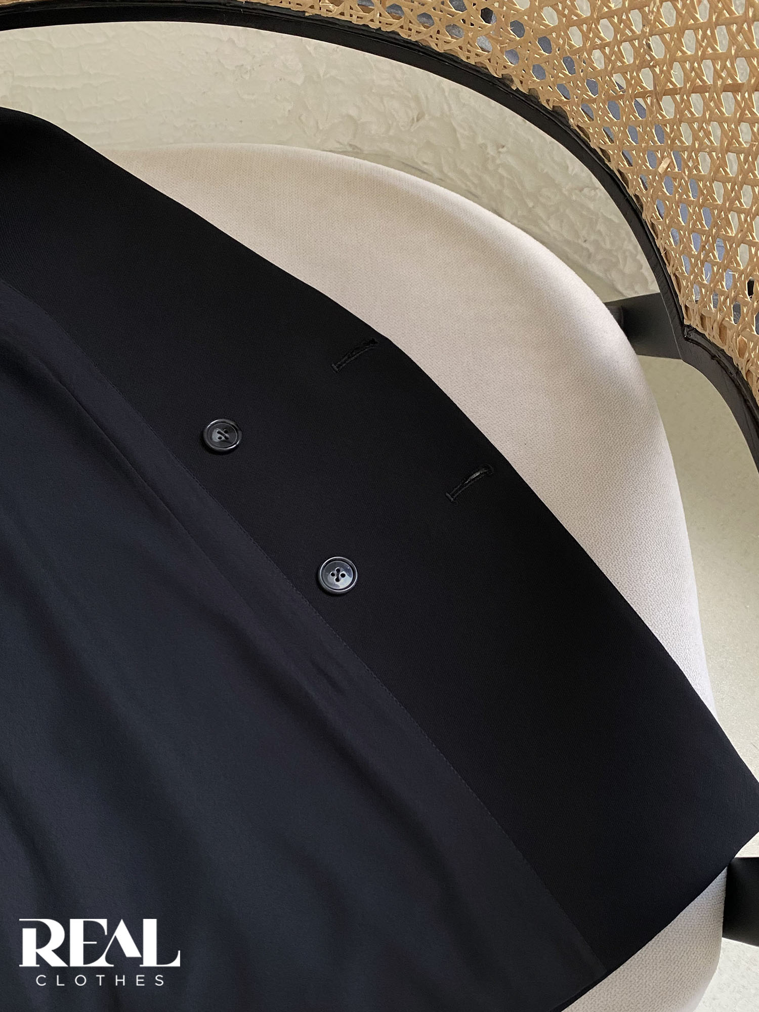 Blazer Paris đen SALE