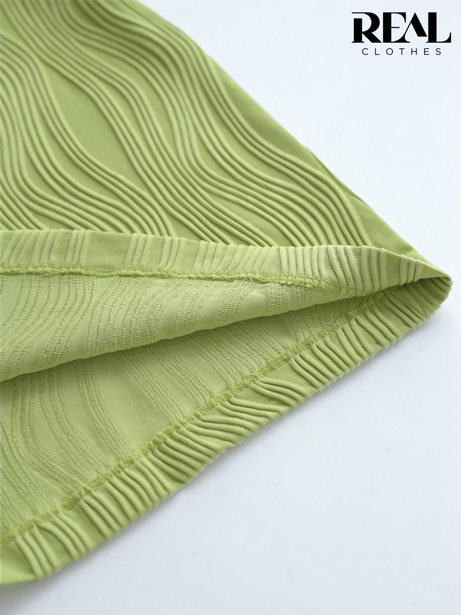 Áo Sophia bơ FINAL SALE - size XS