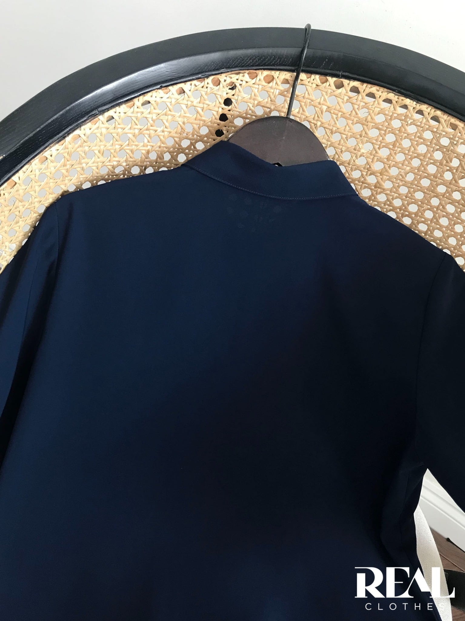 Sơ mi cổ mềm xanh đen MỚI