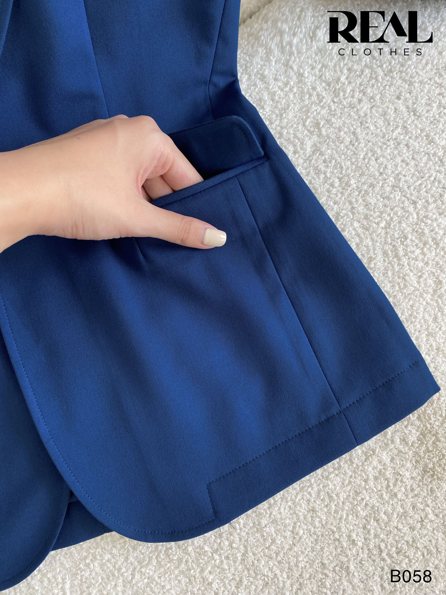 Blazer dài tay dài xanh cổ vịt