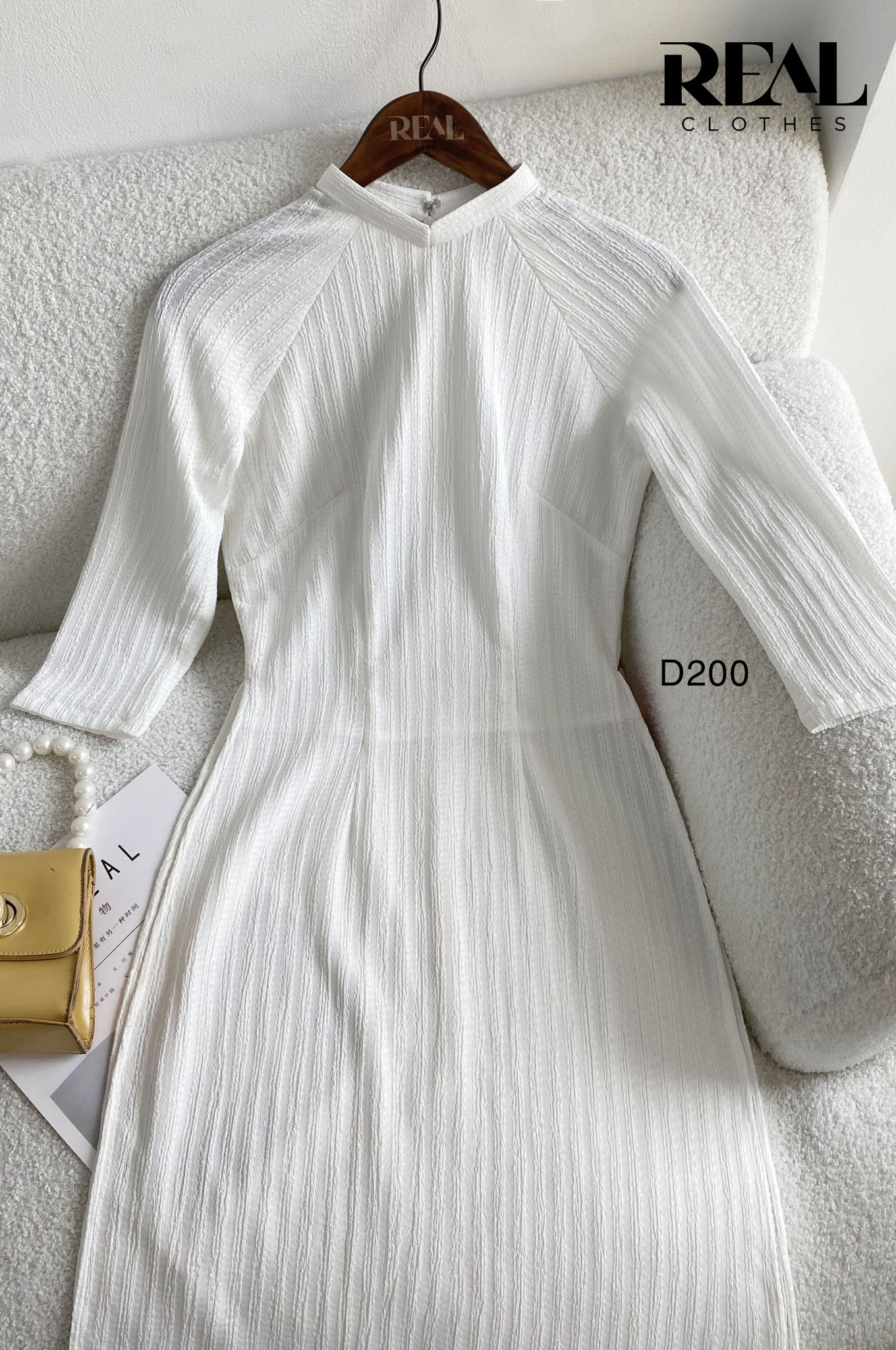 Áo dài truyền thống muse trắng SALE