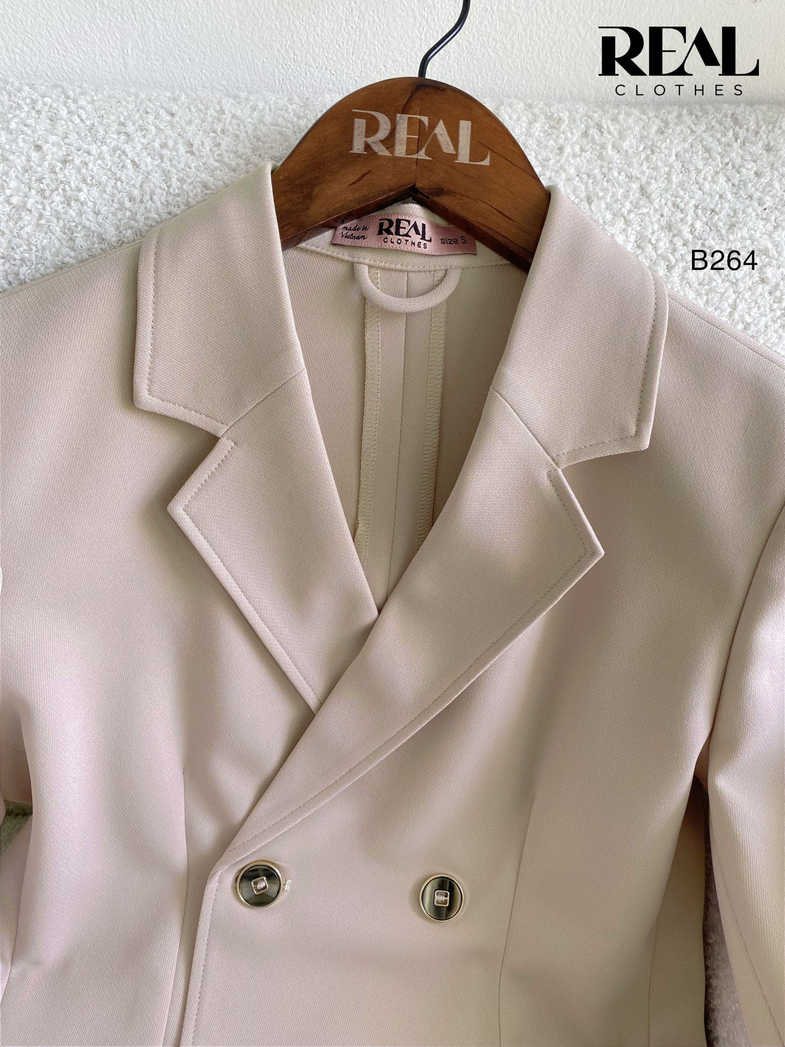 Blazer Lisa cindy nude SALE