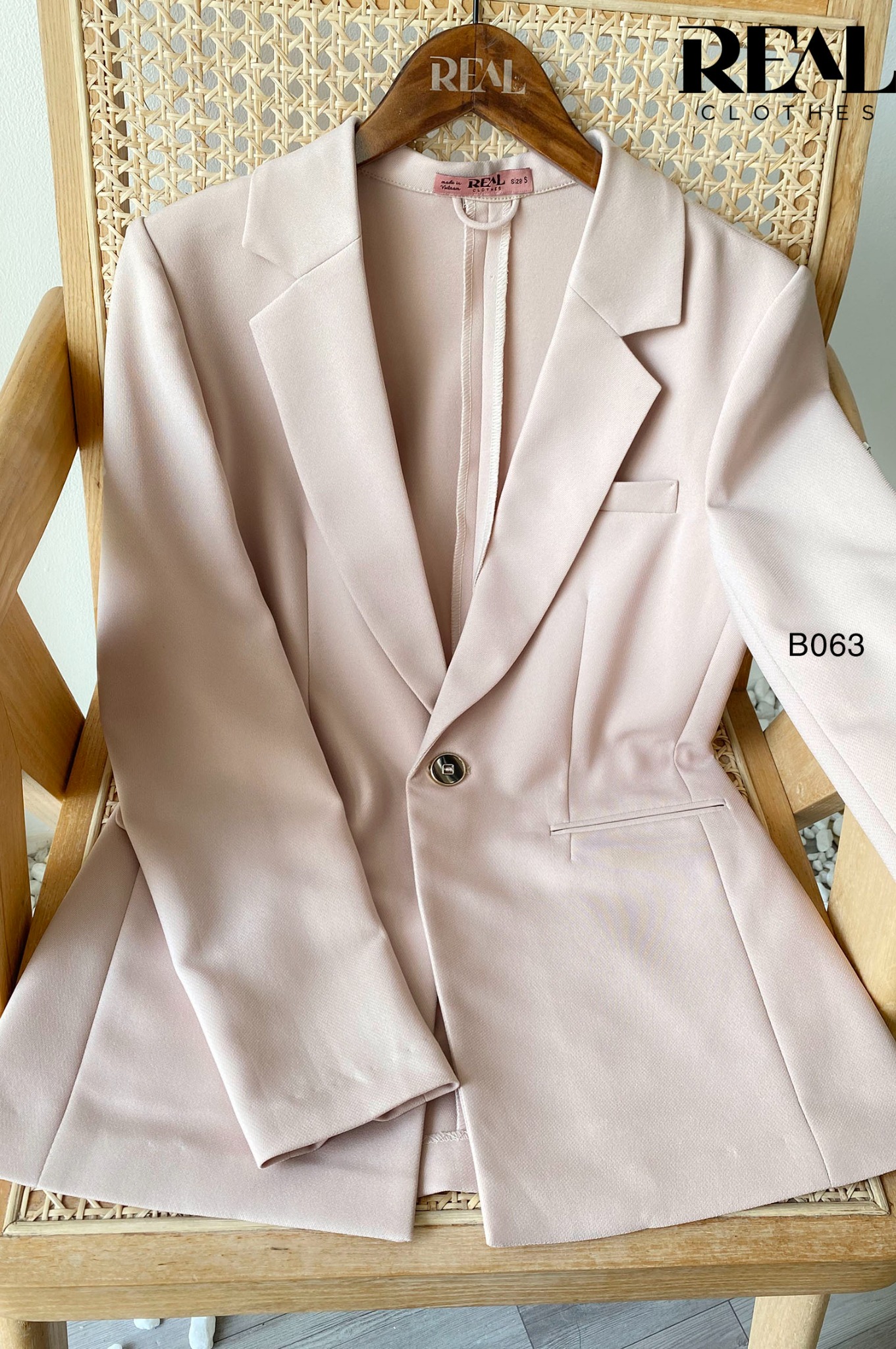 Blazer Clara cindy nude