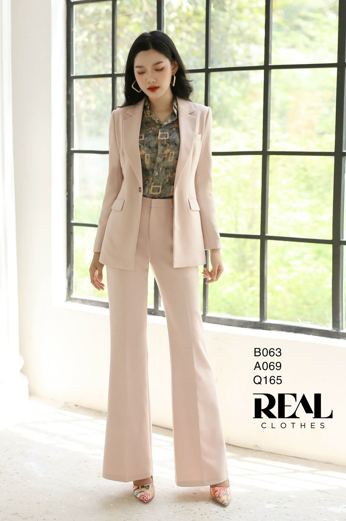 Blazer Clara cindy nude