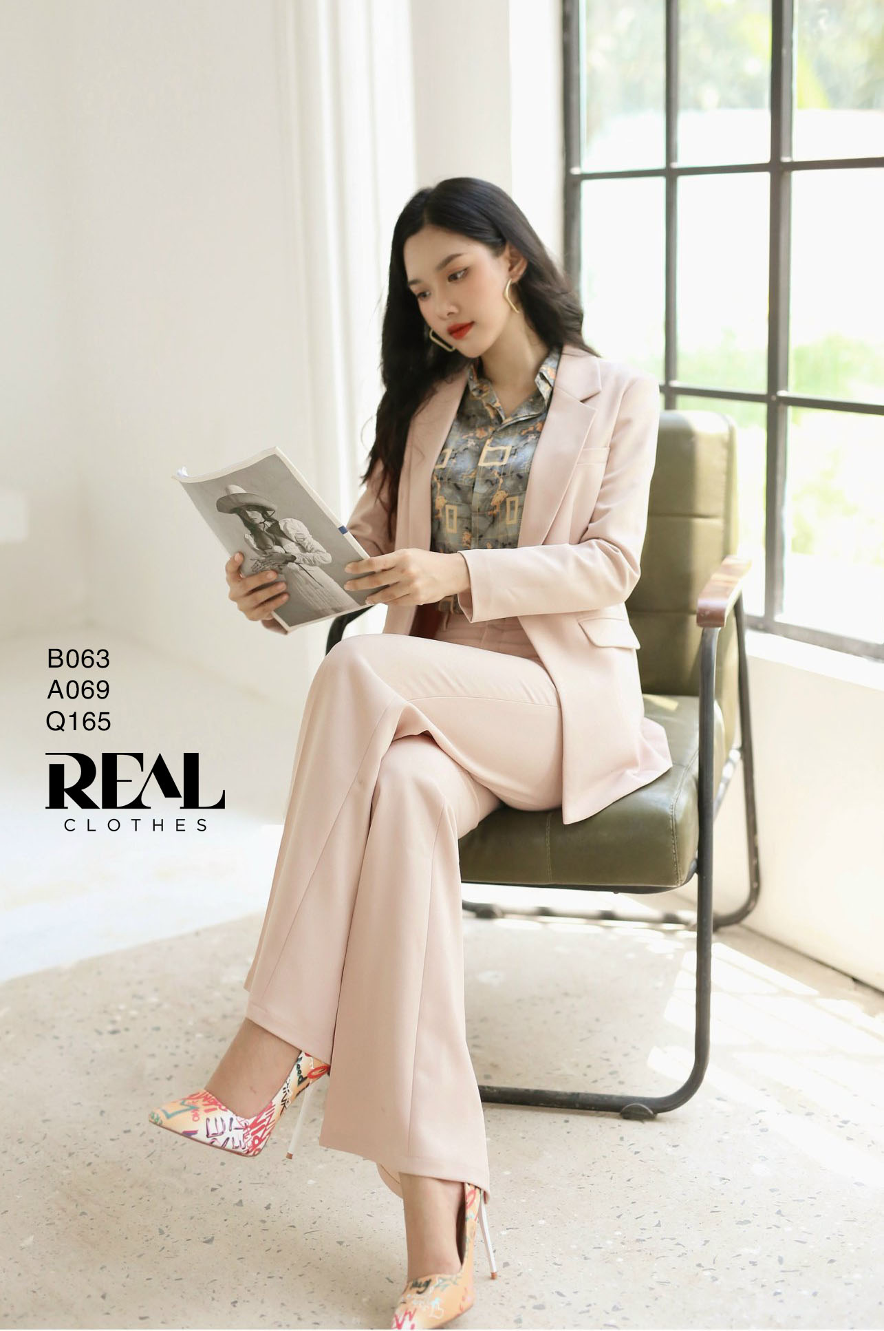 Blazer Clara cindy nude
