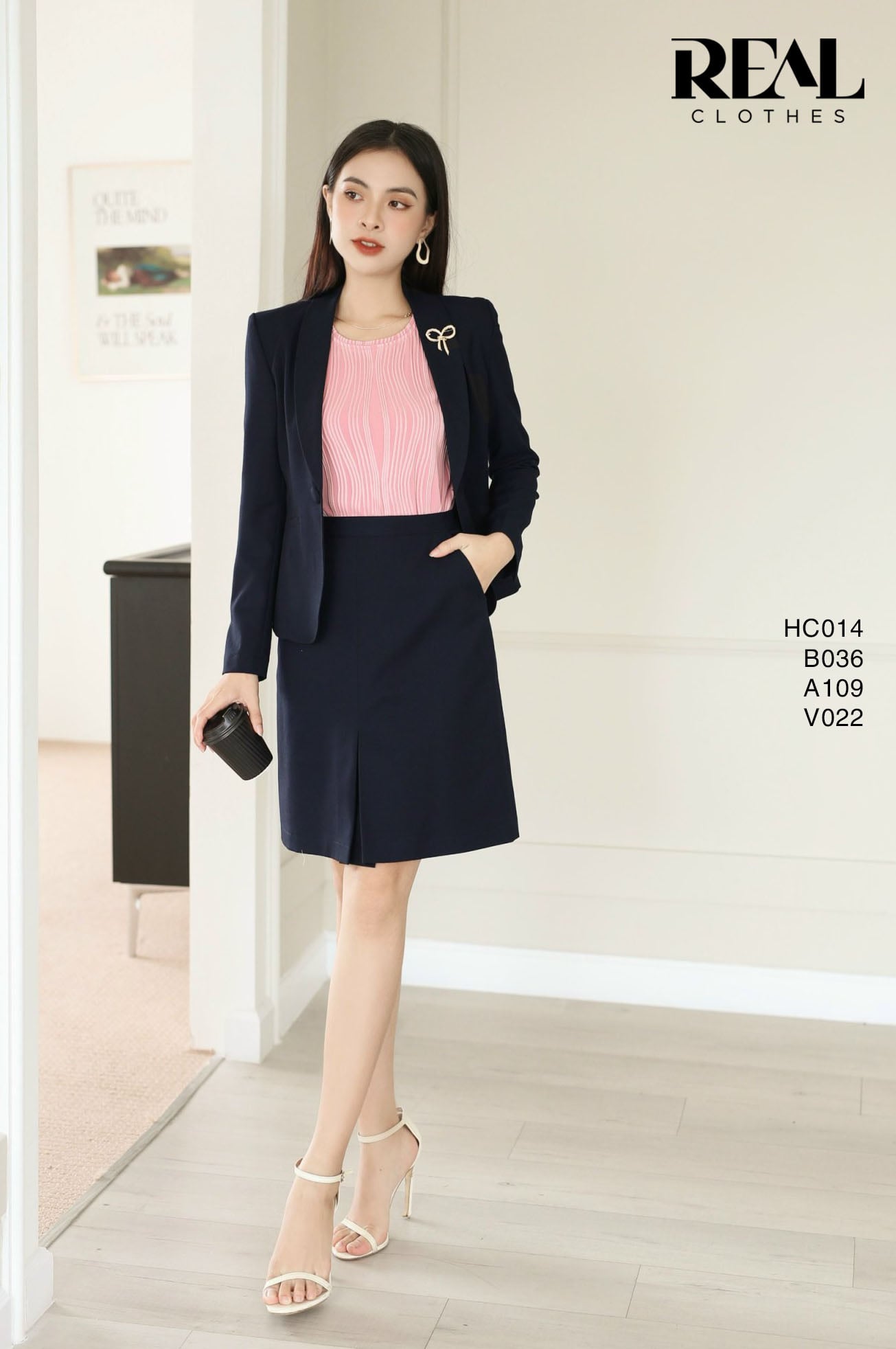 Blazer ngắn tay dài xanh đen