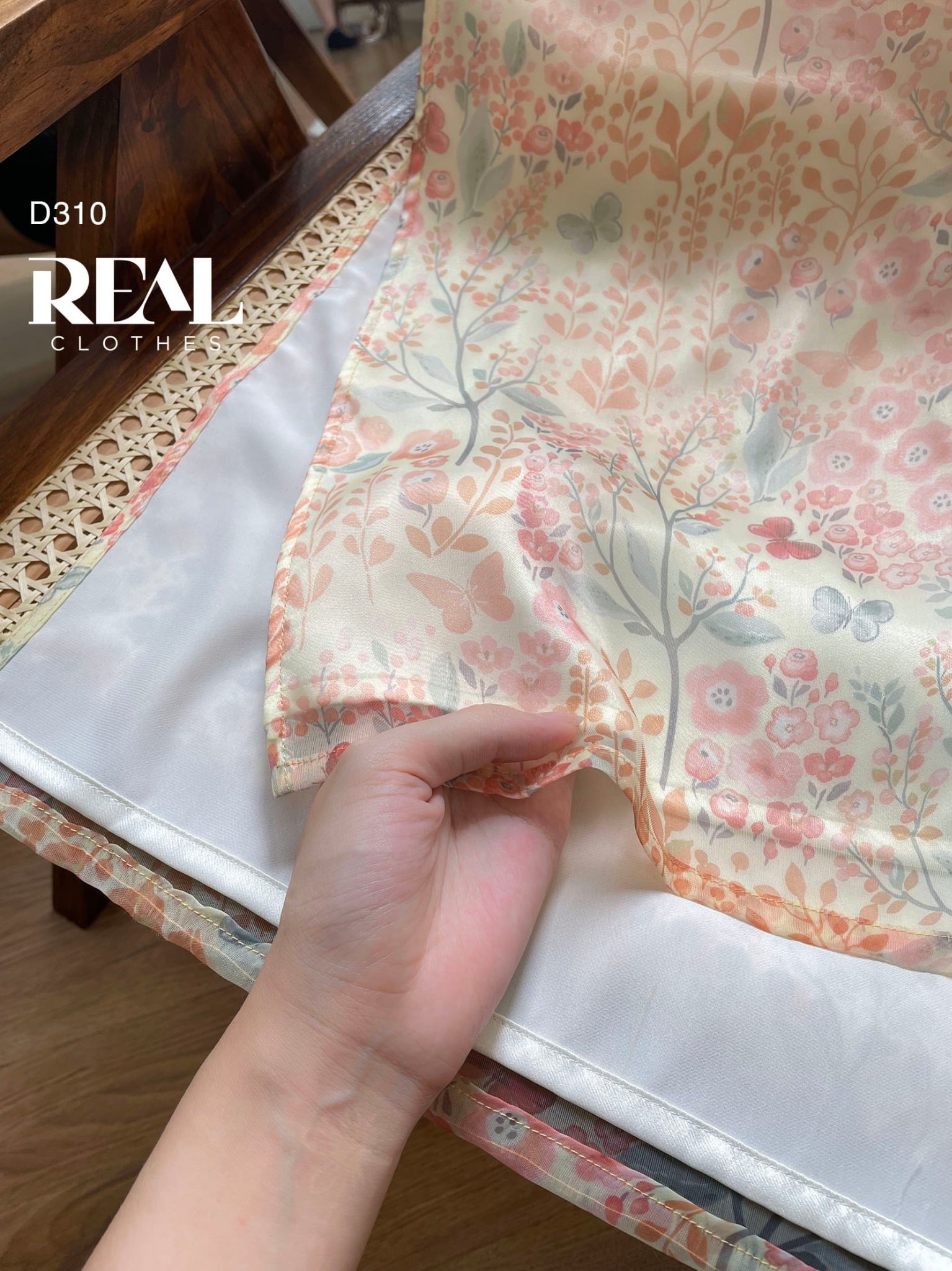 Áo dài cách tân 2 lớp hoa cam SALE - size L