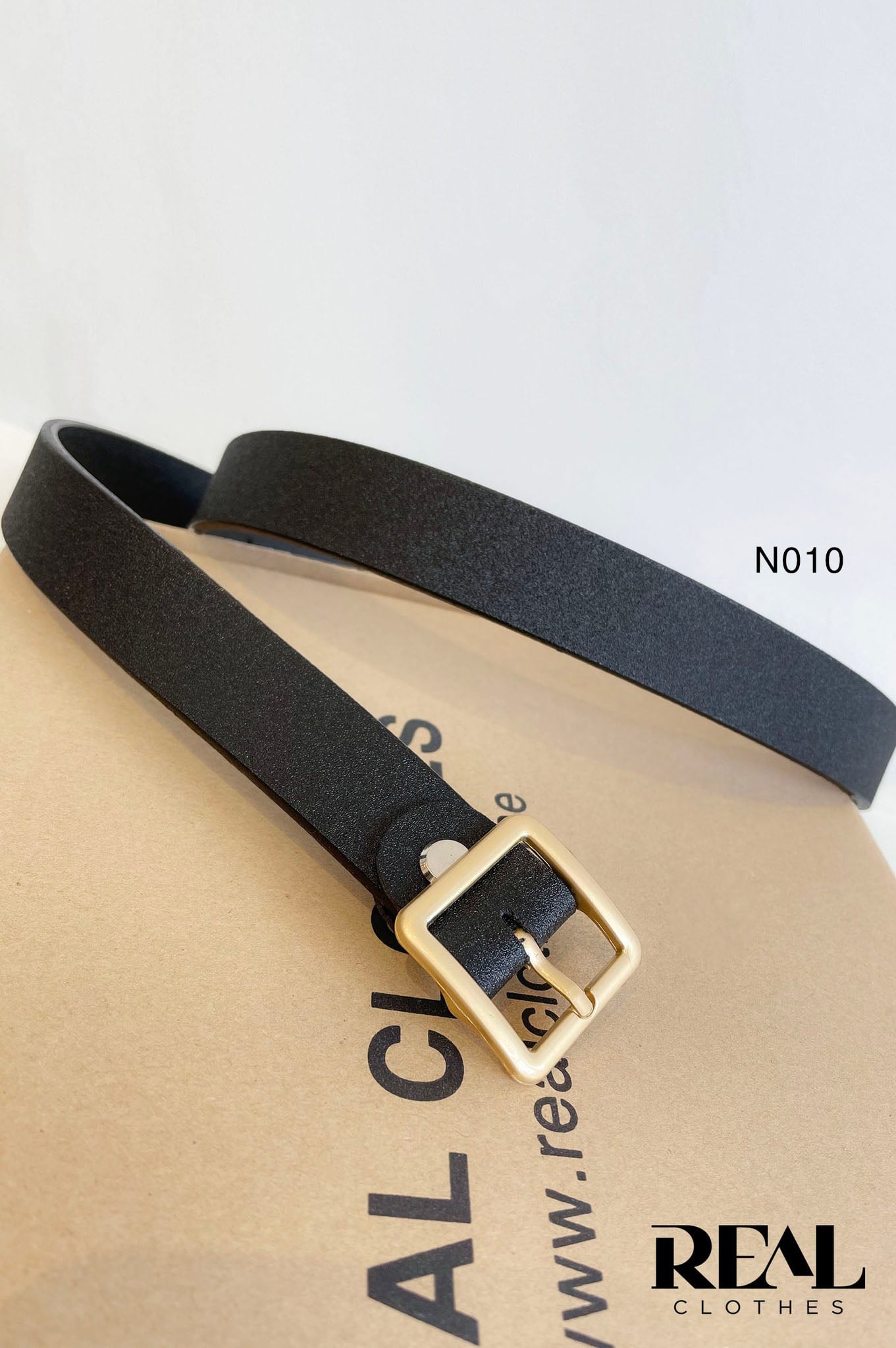 Nịt vuông đen / nâu