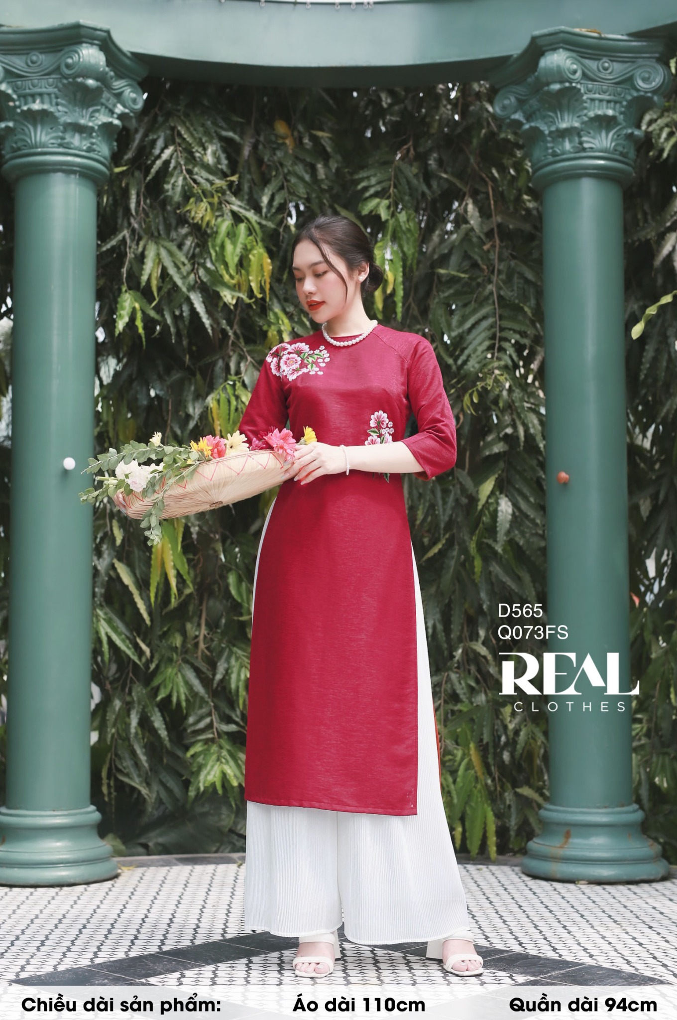 Áo dài cách tân Red thêu