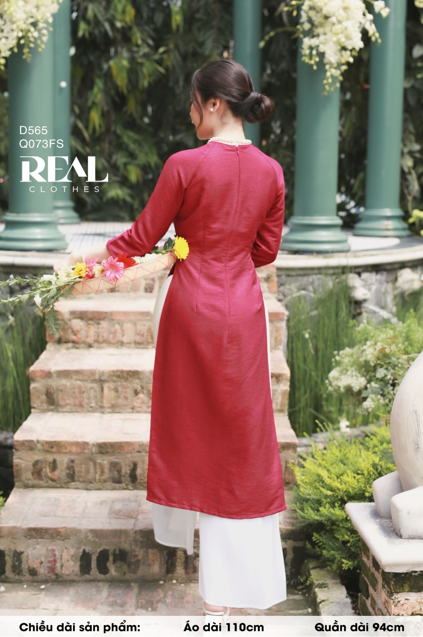 Áo dài cách tân Red thêu