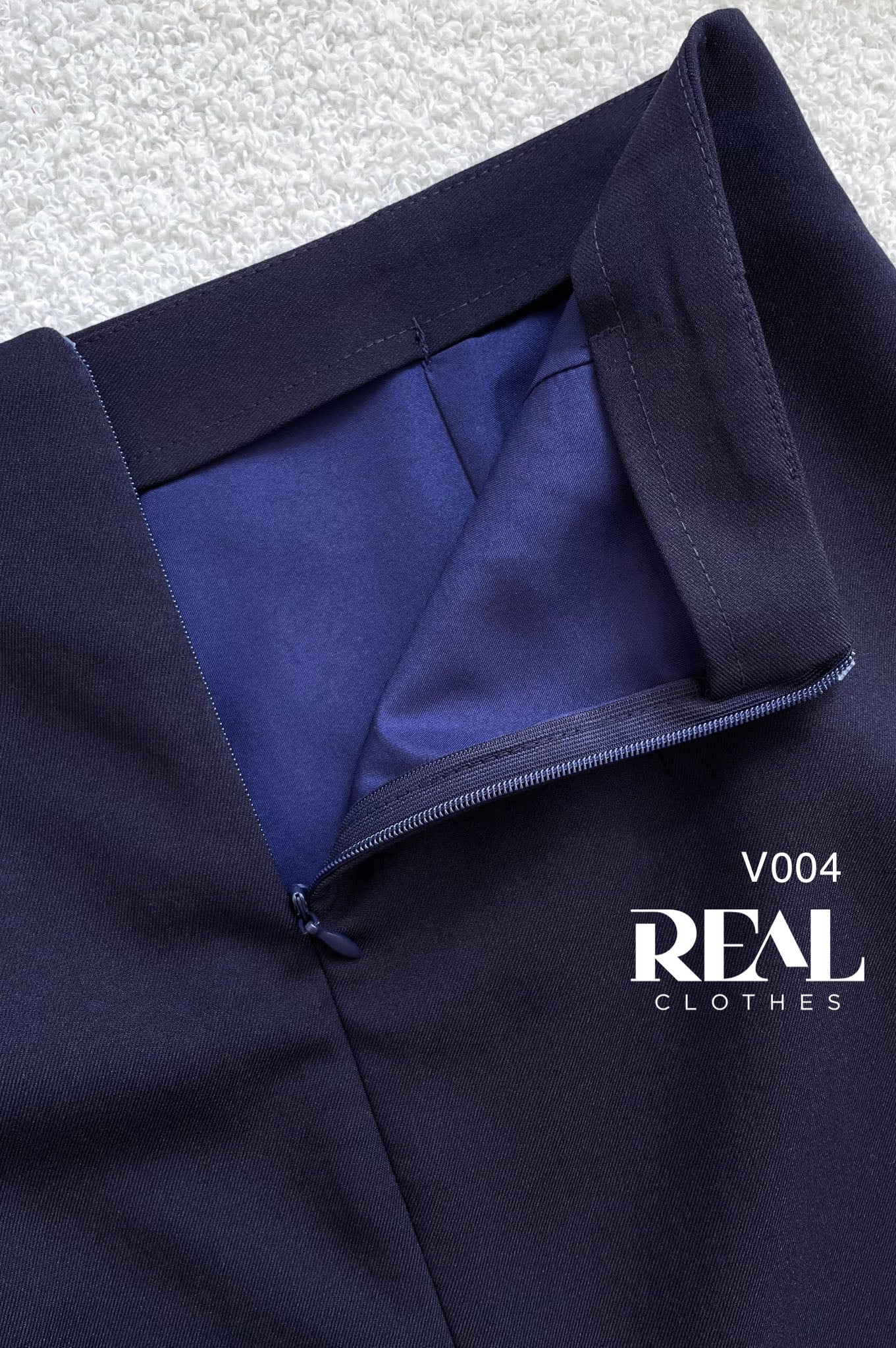 Bút chì xẻ sau xanh đen