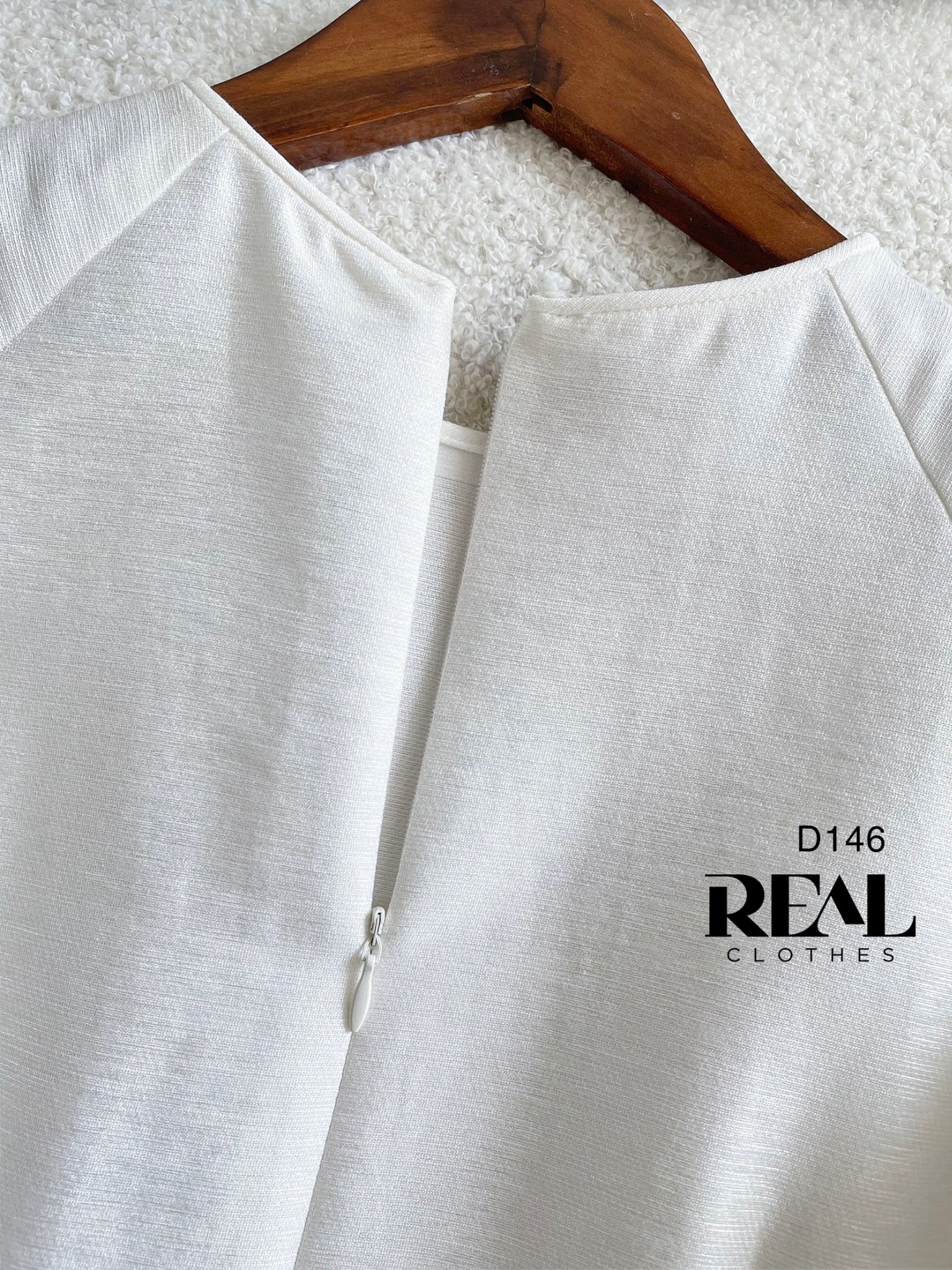 Áo dài cách tân moon