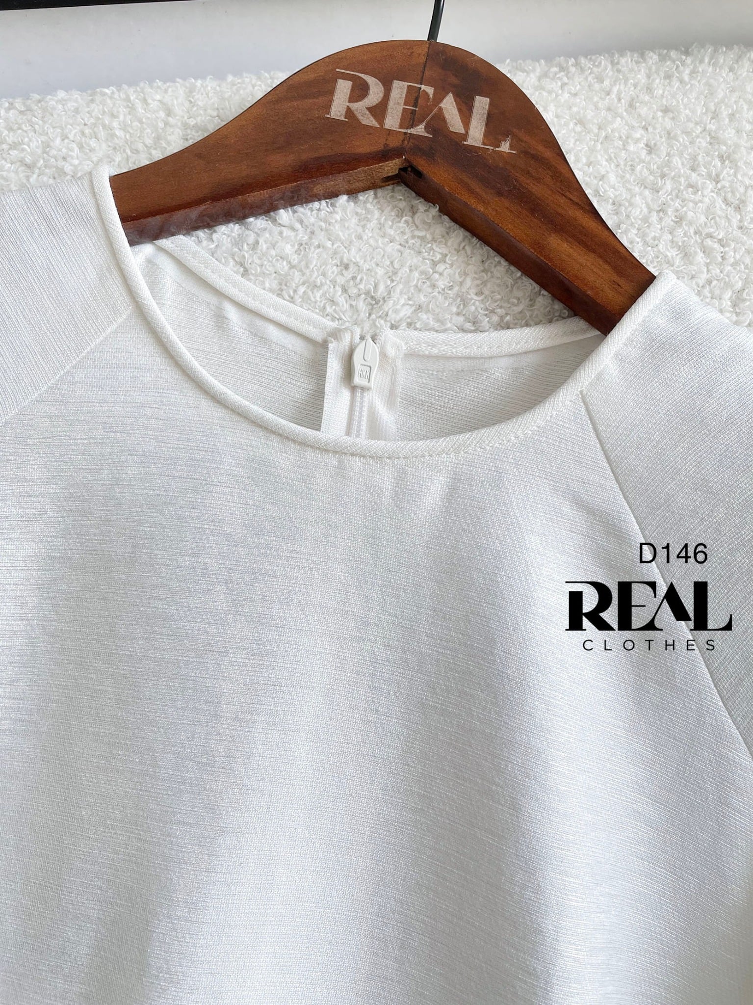 Áo dài cách tân moon