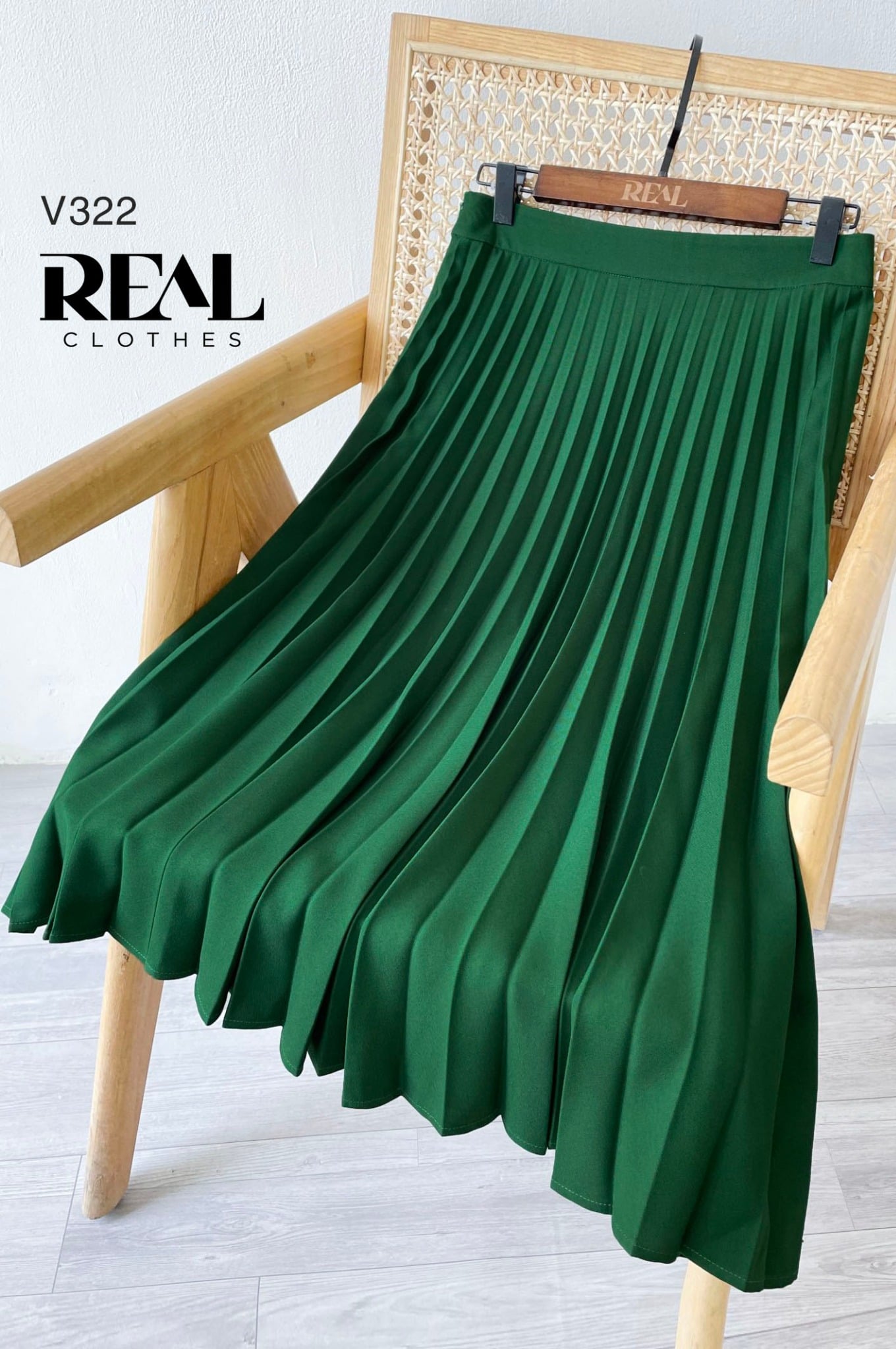 Váy rẻ quạt xanh lá FINAL SALE