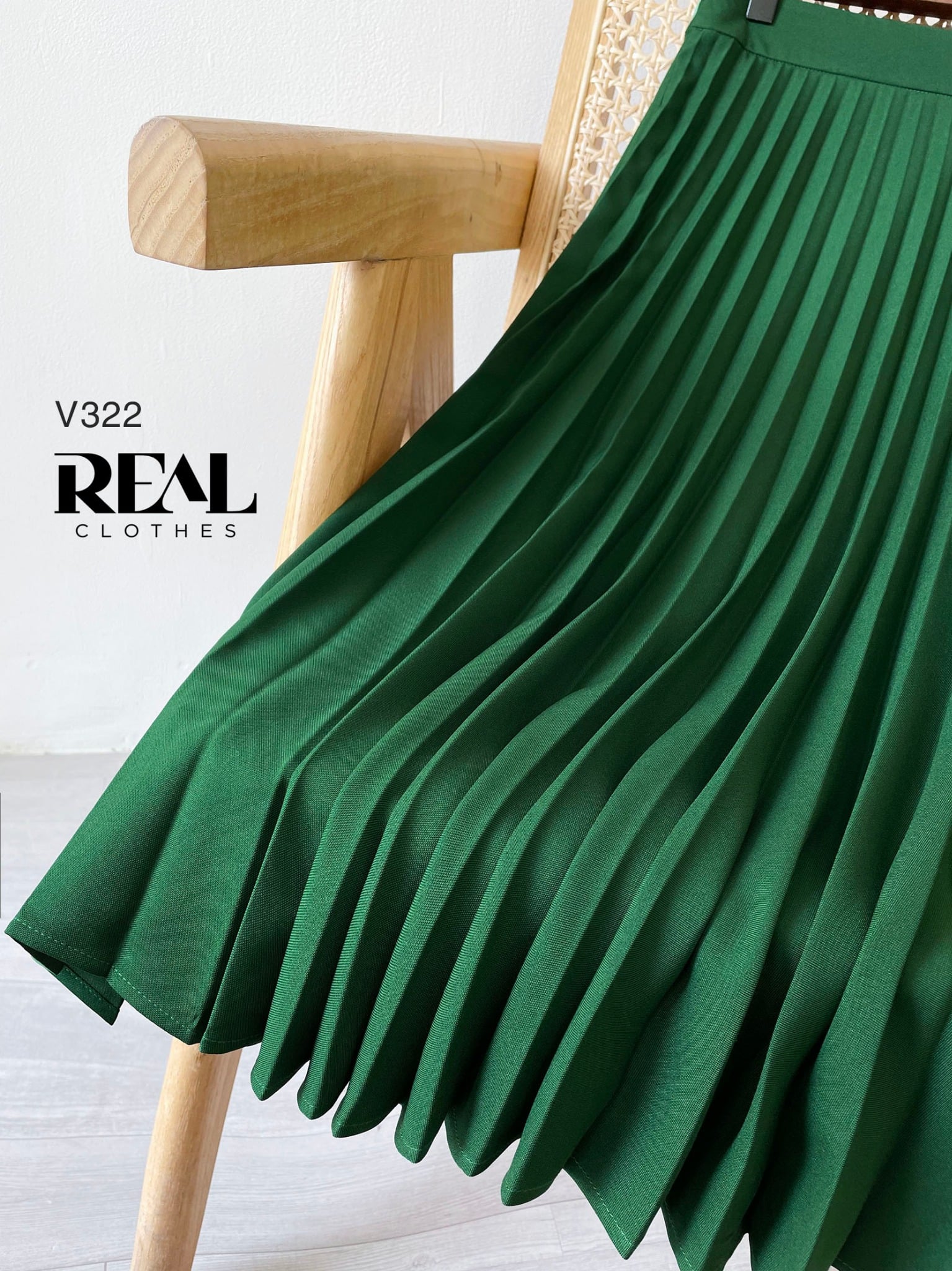 Váy rẻ quạt xanh lá FINAL SALE