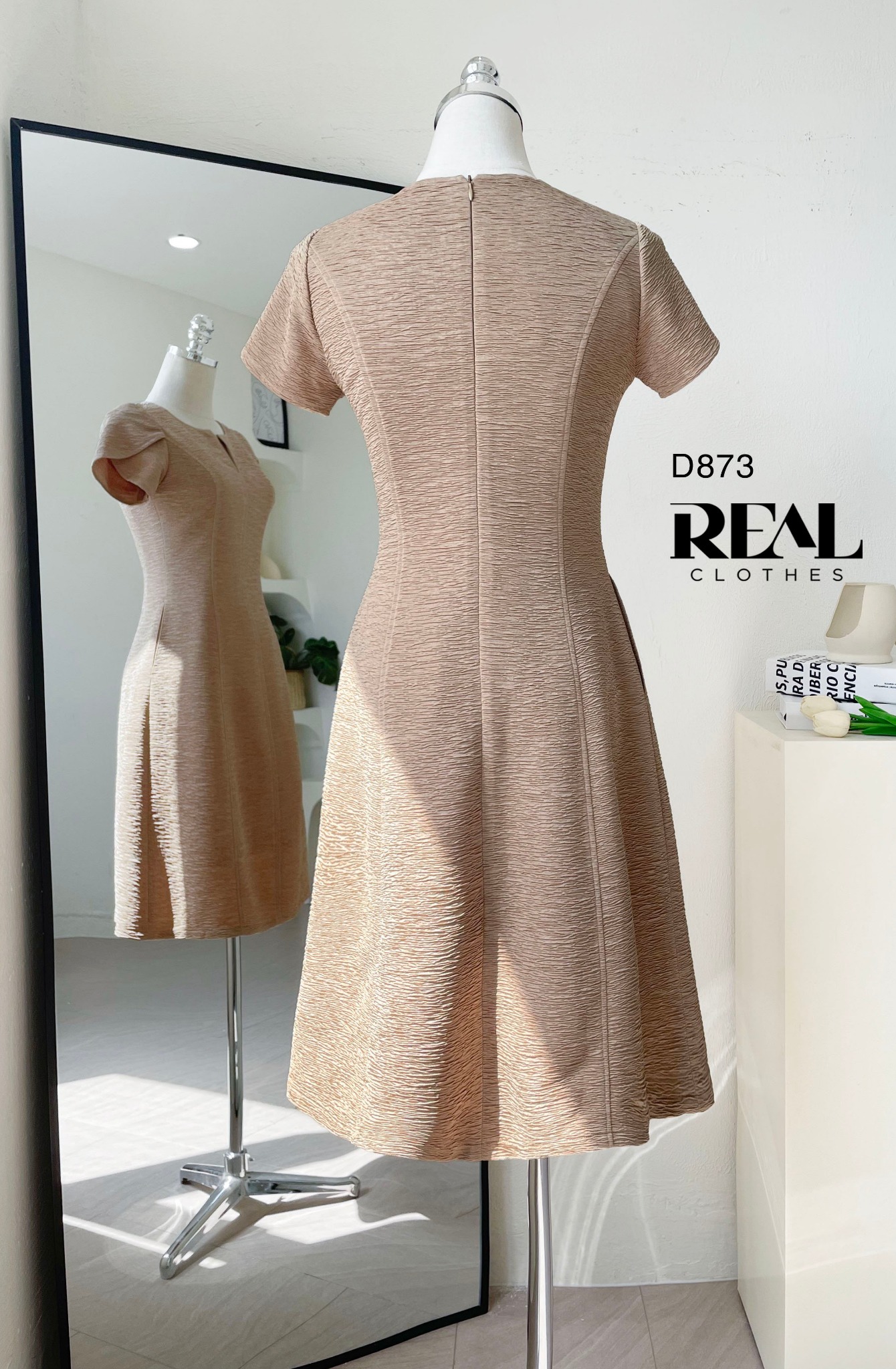 Đầm Mia cà phê sữa SALE - size XS