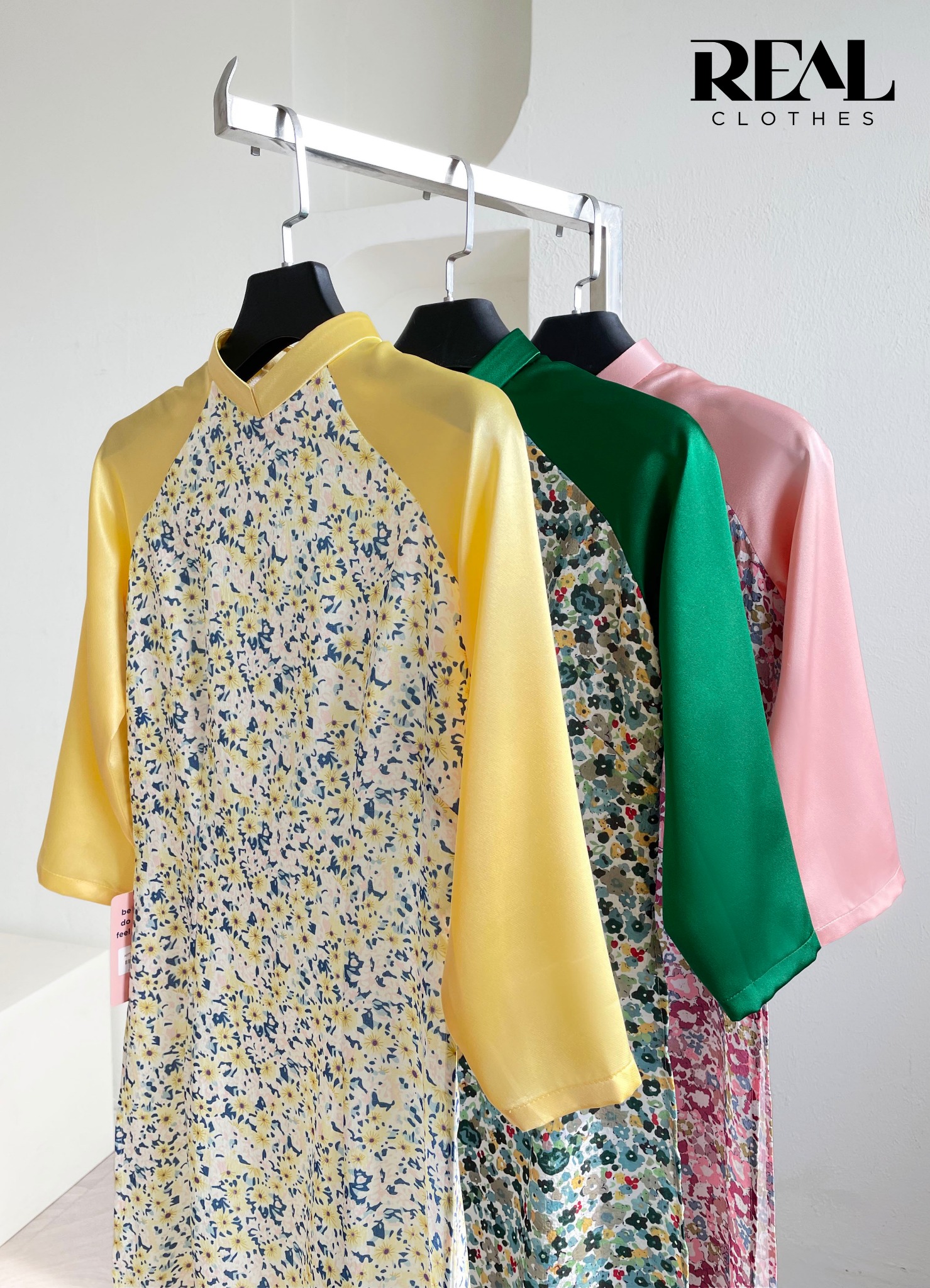 Áo dài truyền thống Ngọc Diệp xanh lá SALE - size XS