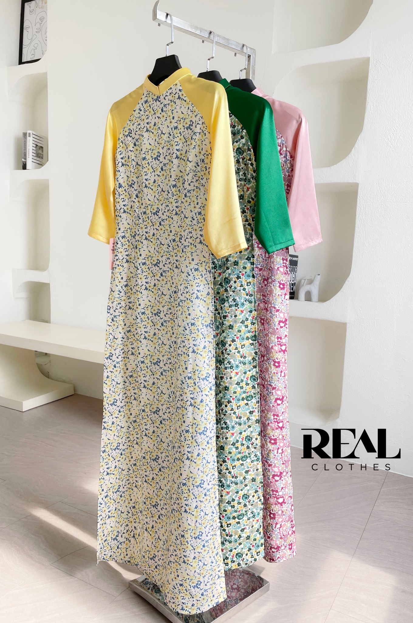 Áo dài truyền thống Ngọc Diệp xanh lá SALE - size XS