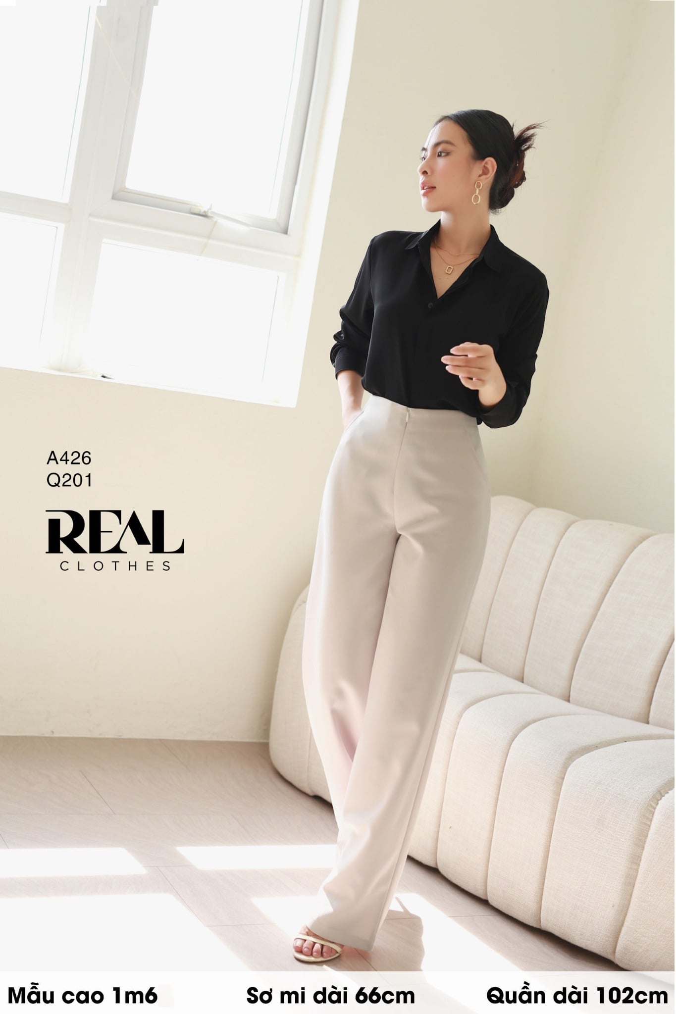 Sơ mi cổ mềm đen