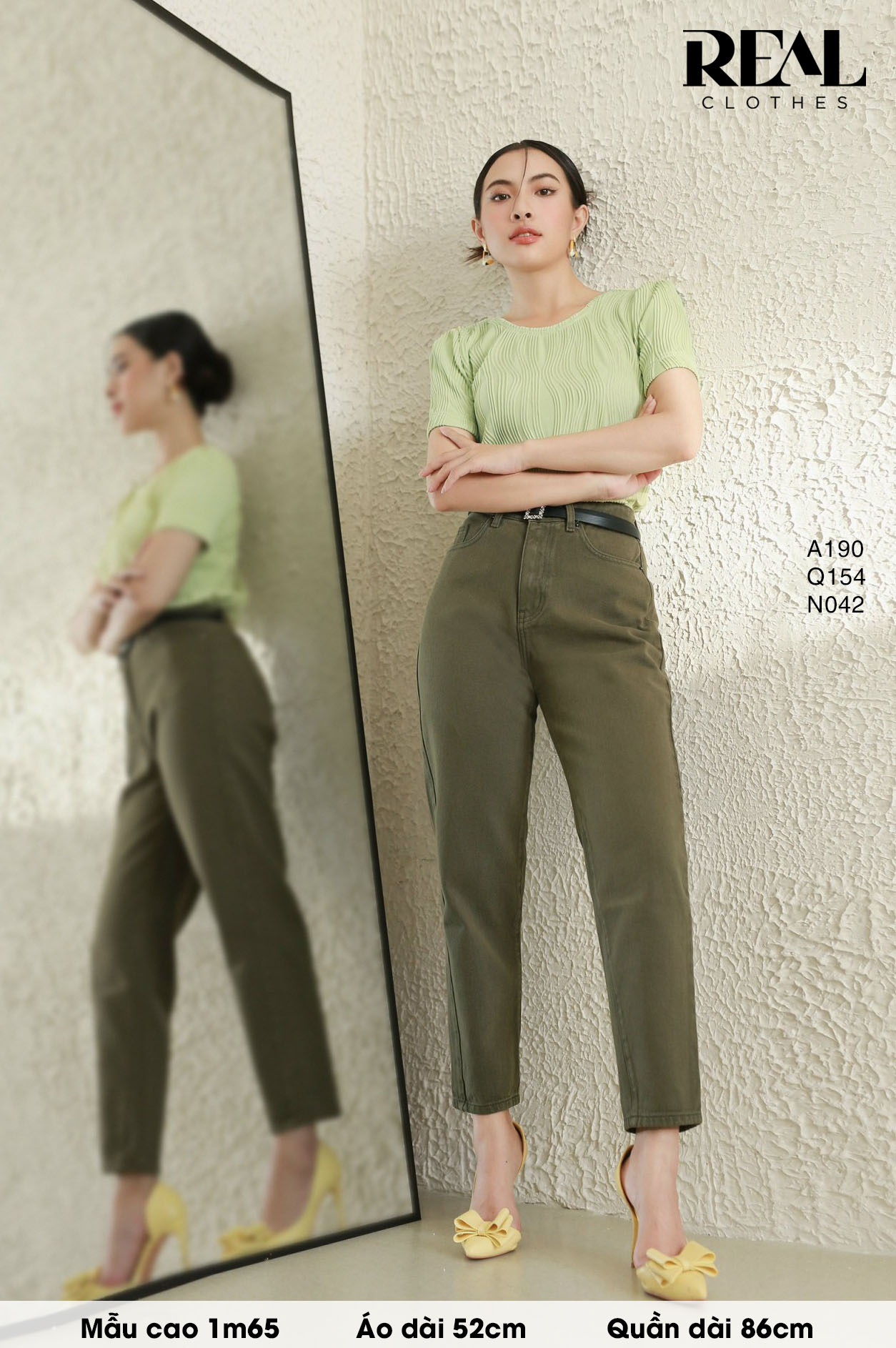 Áo Sophia cốm FINAL SALE - size XS