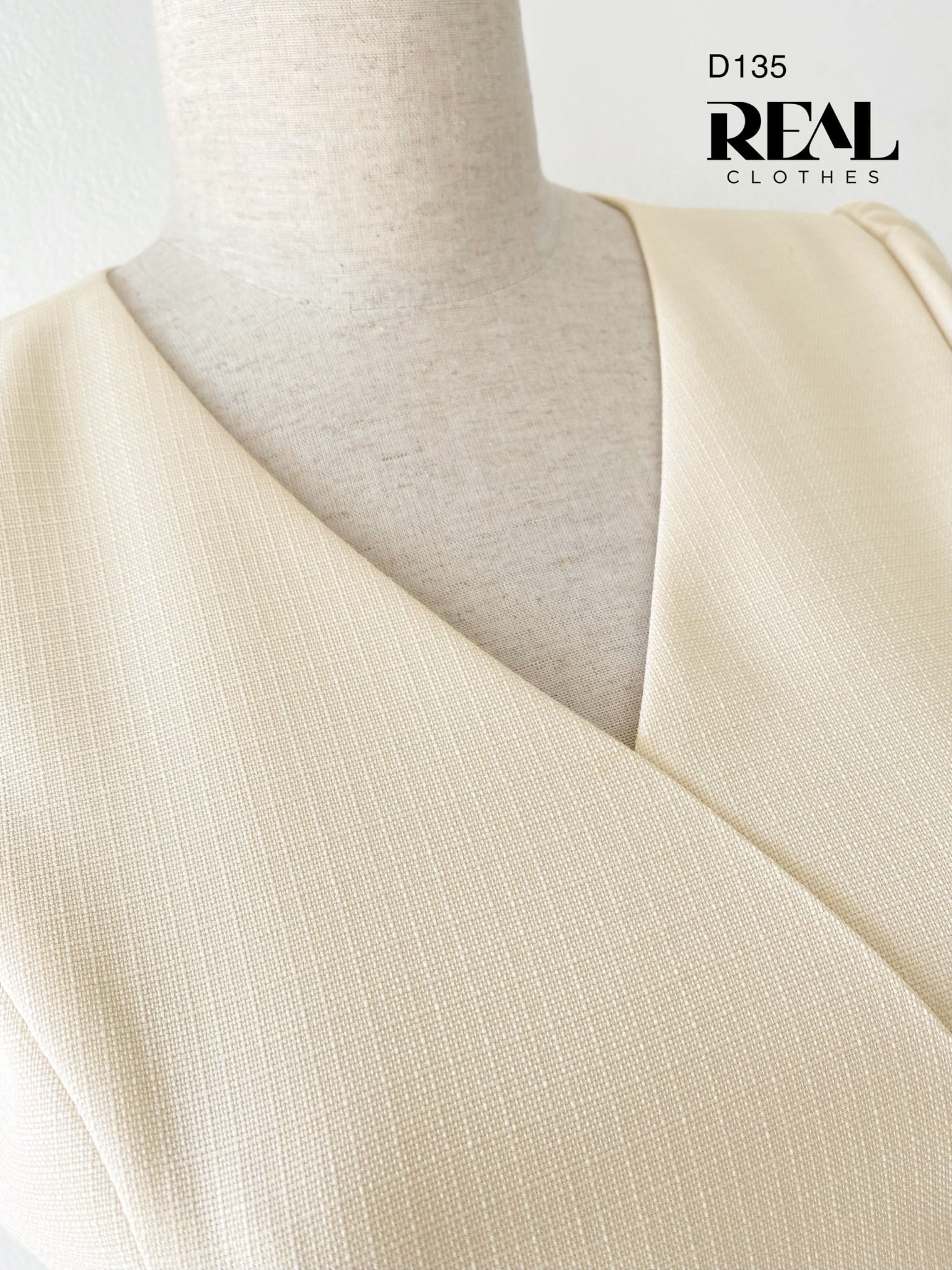 Đầm Linda kem - size XS